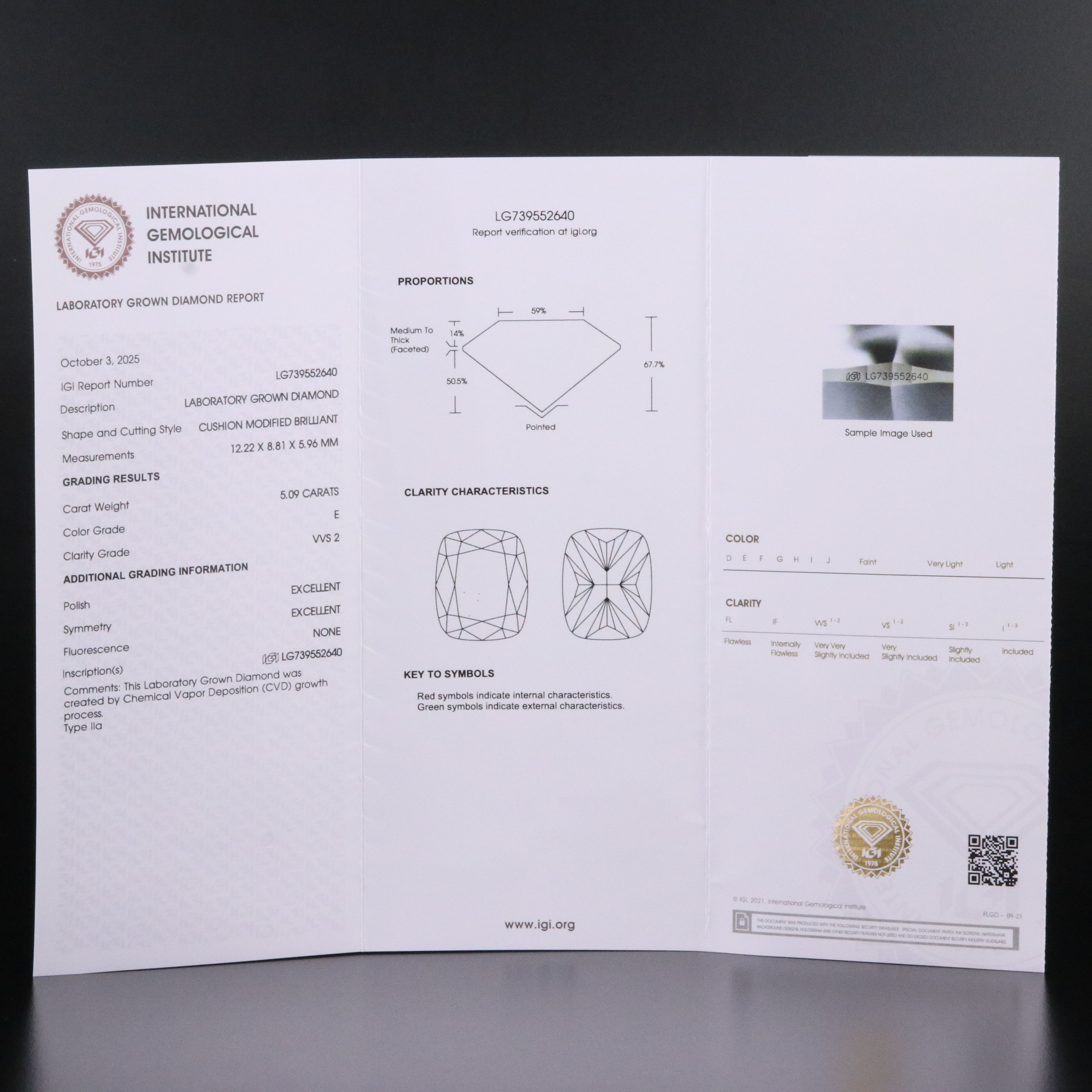 18K 5.09 CT Lab Grown Diamond Solitaire Ring with IGI Report