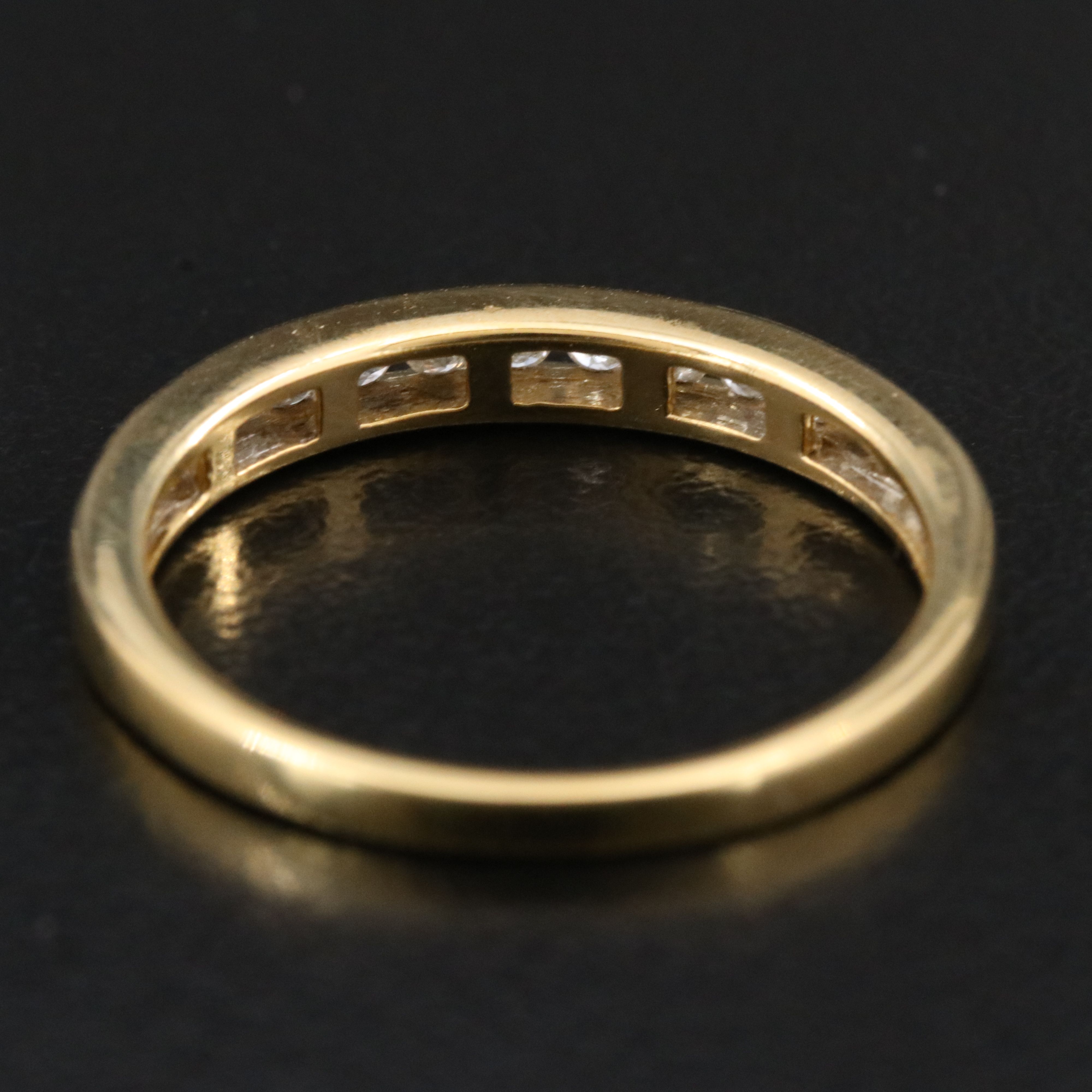 10K 0.25 CTW Diamond Ring