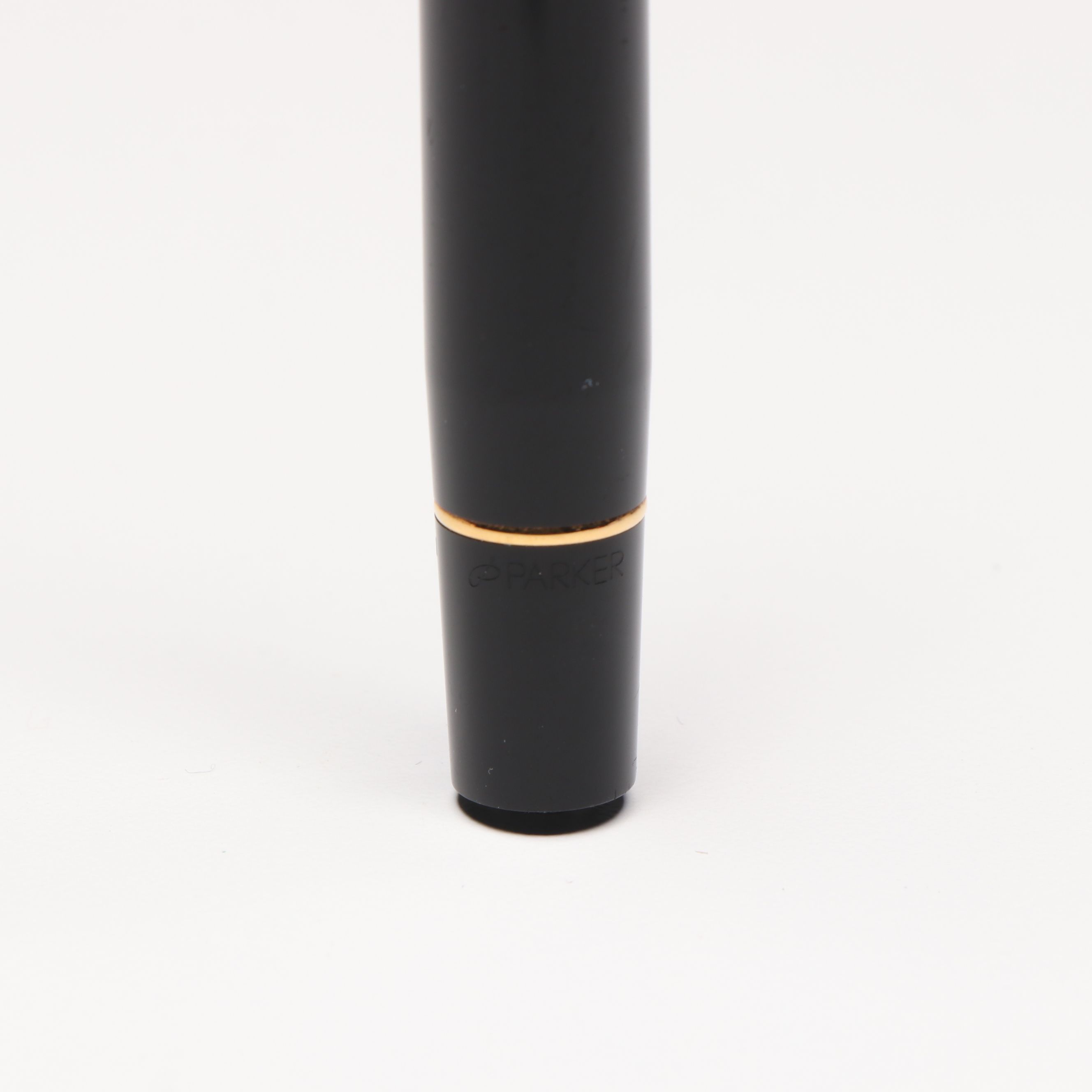 Parker "Duofold Centennial" Black Resin Fountain Pen with 18K Gold Nib