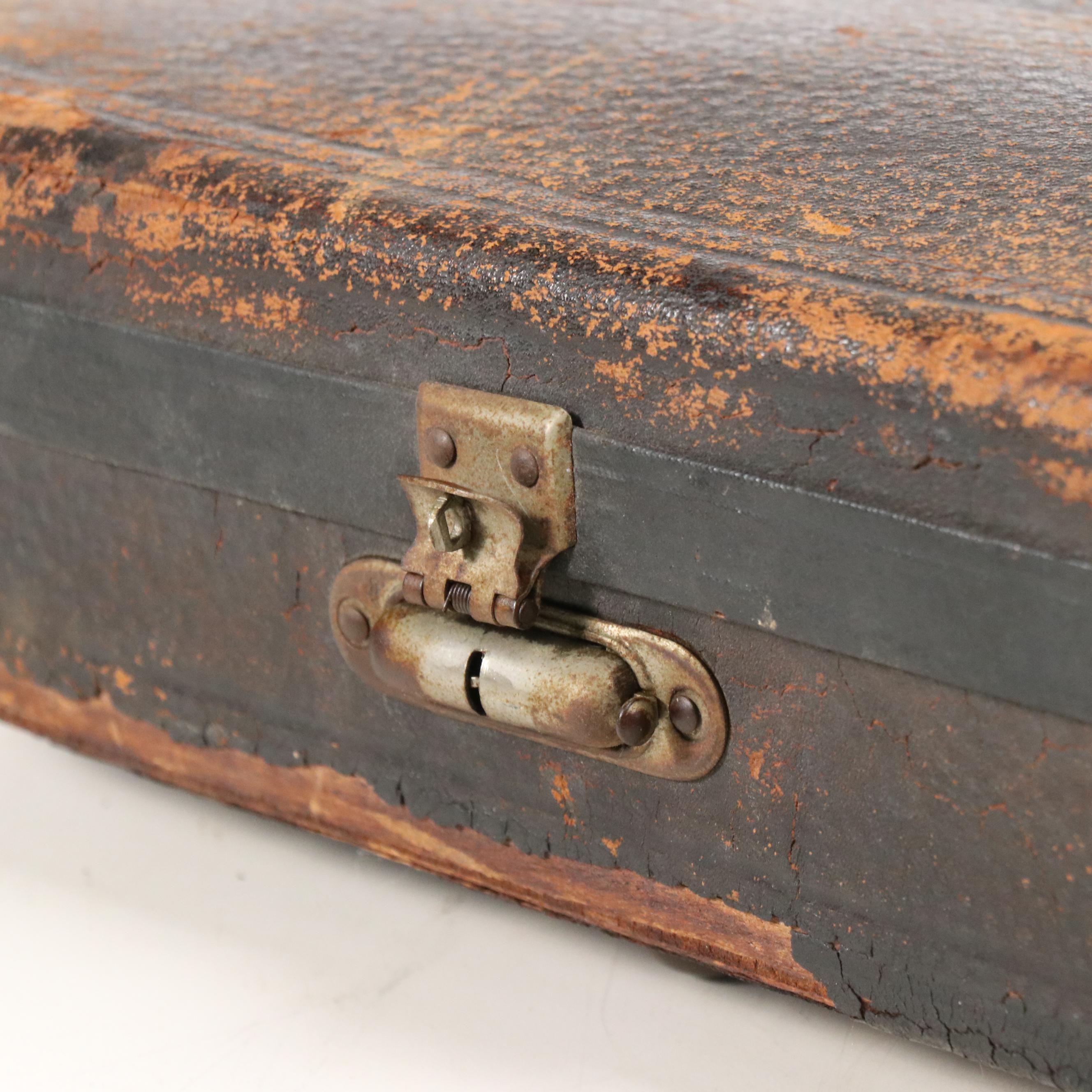 4/4 Spruce Top and Tiger Maple Violin with Abalone Inlay in Leather Case