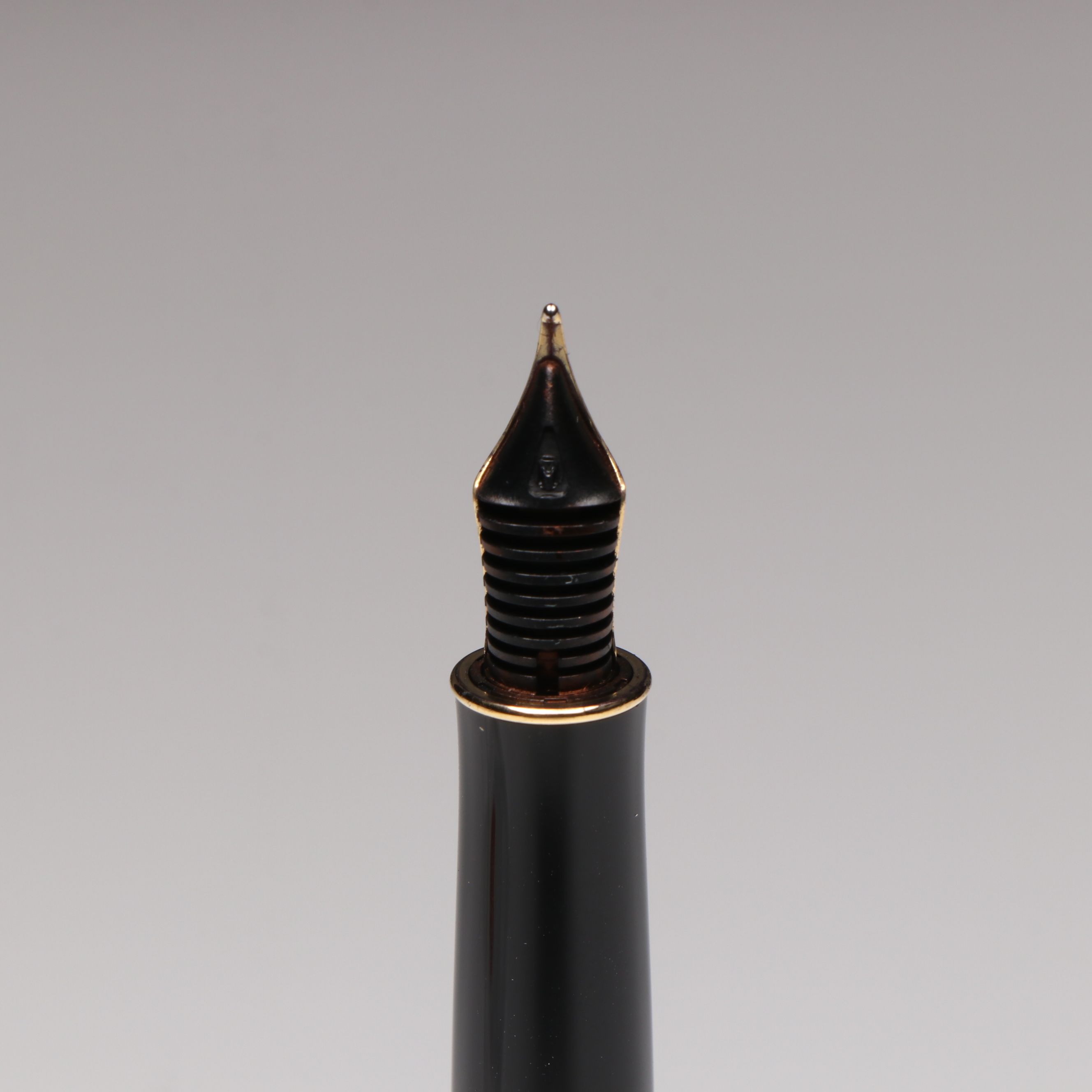 Parker "Sonnet" Black Resin Fountain Pen with 18K Gold Nib