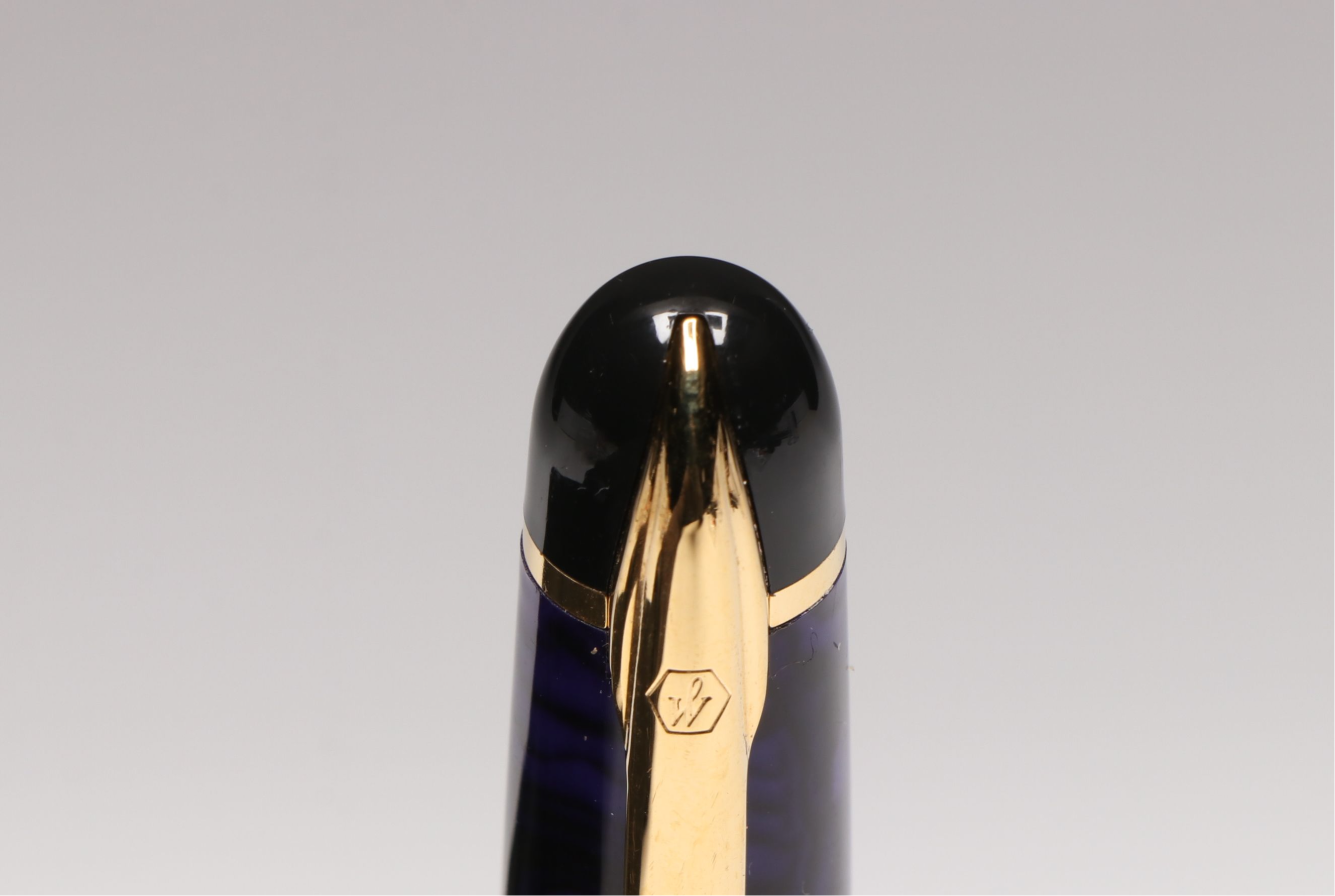 Waterman "Phileas" Blue Marbled Resin Fountain Pen