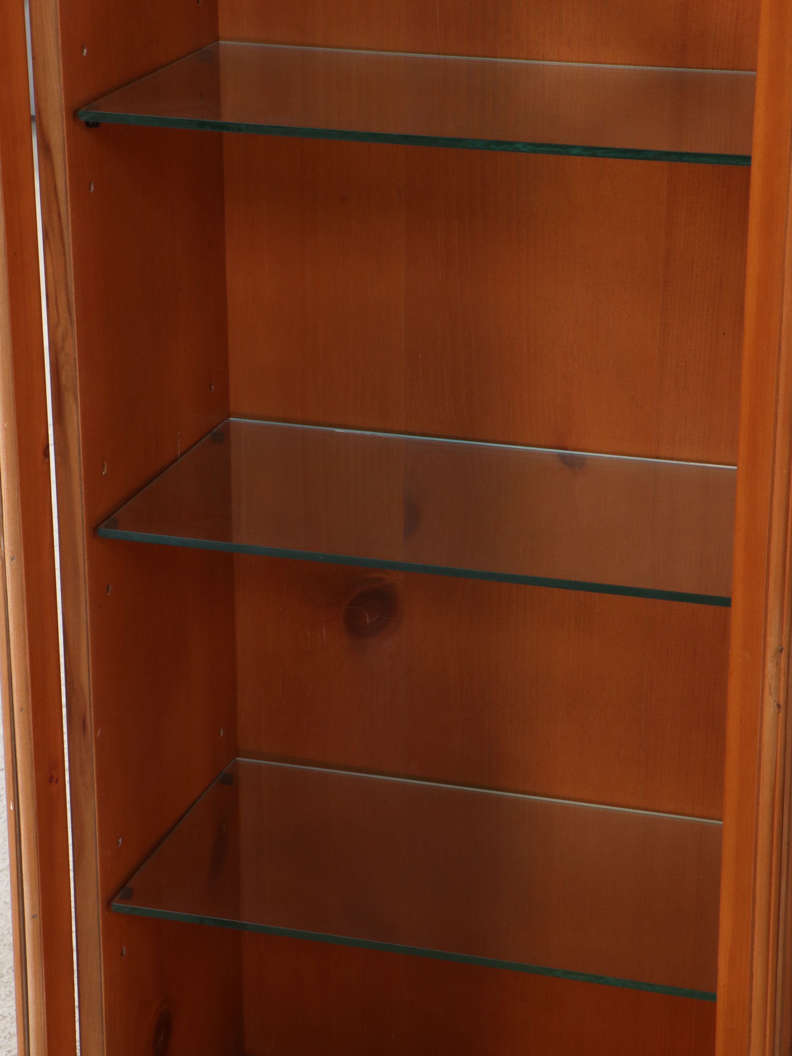 Georgian Style Pine Breakfront Secretary Bookcase, Mid to Late 20th Century