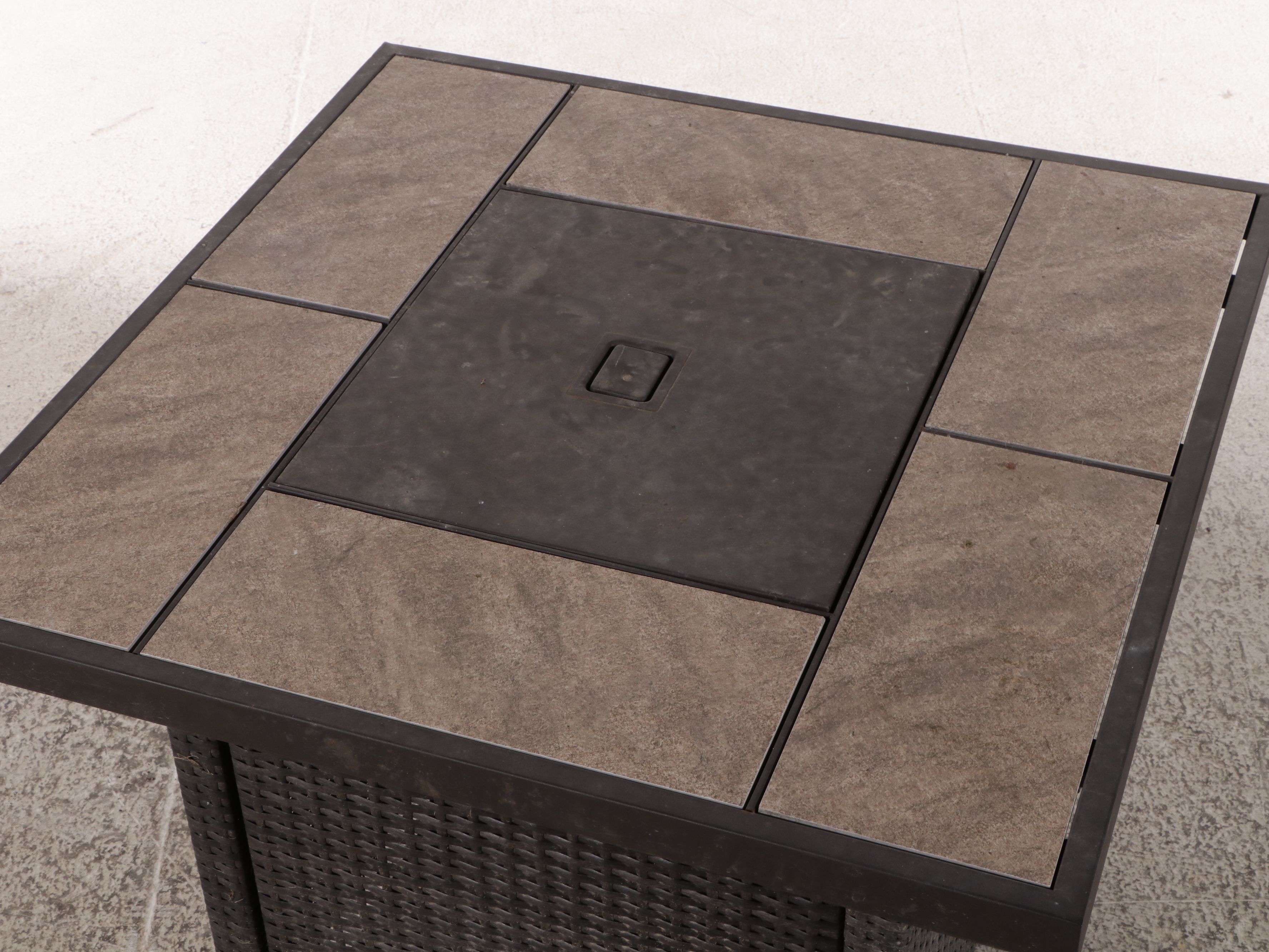 Sunjoe Contemporary Propane Fire Pit Table and Set of Four Patio Chairs