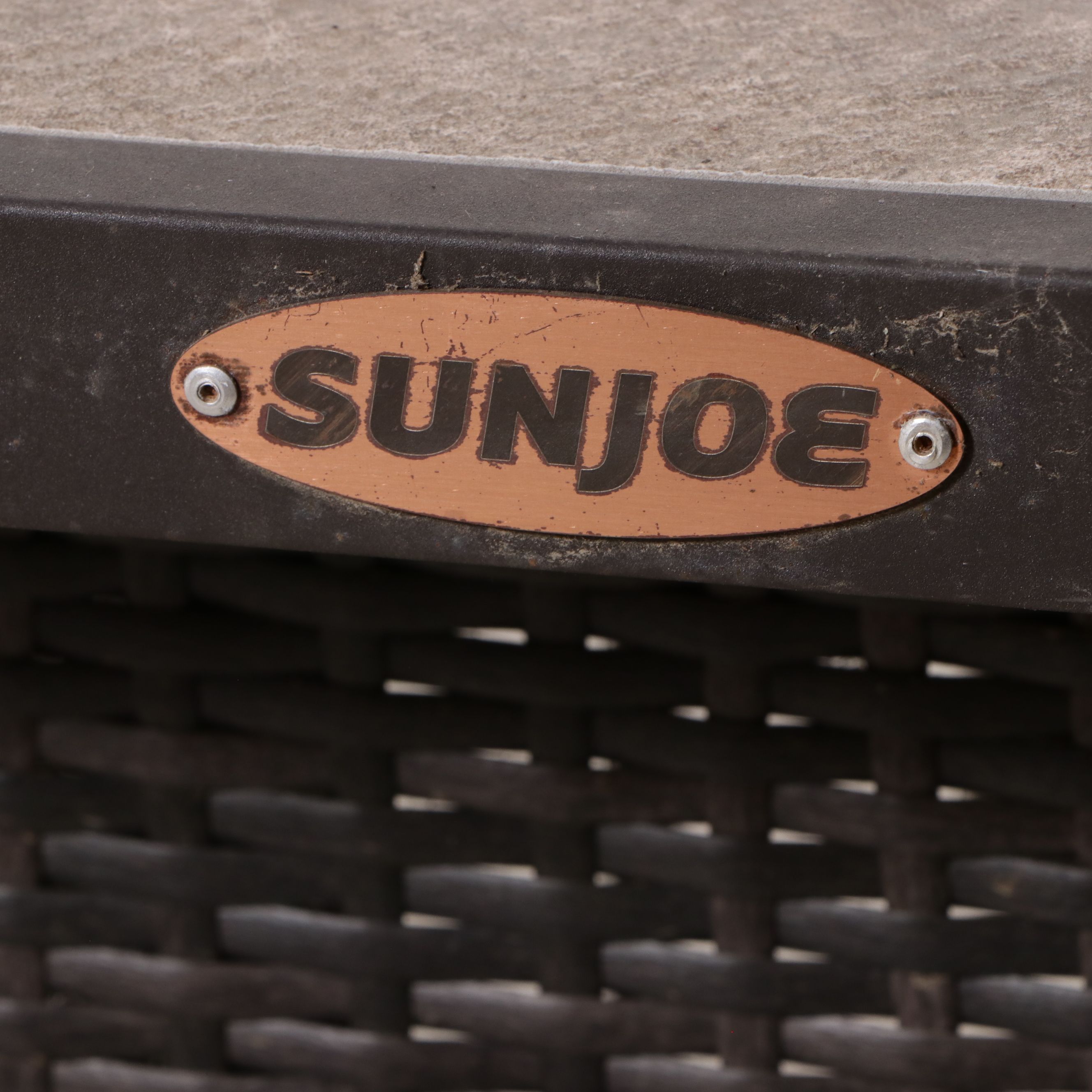Sunjoe Contemporary Propane Fire Pit Table and Set of Four Patio Chairs
