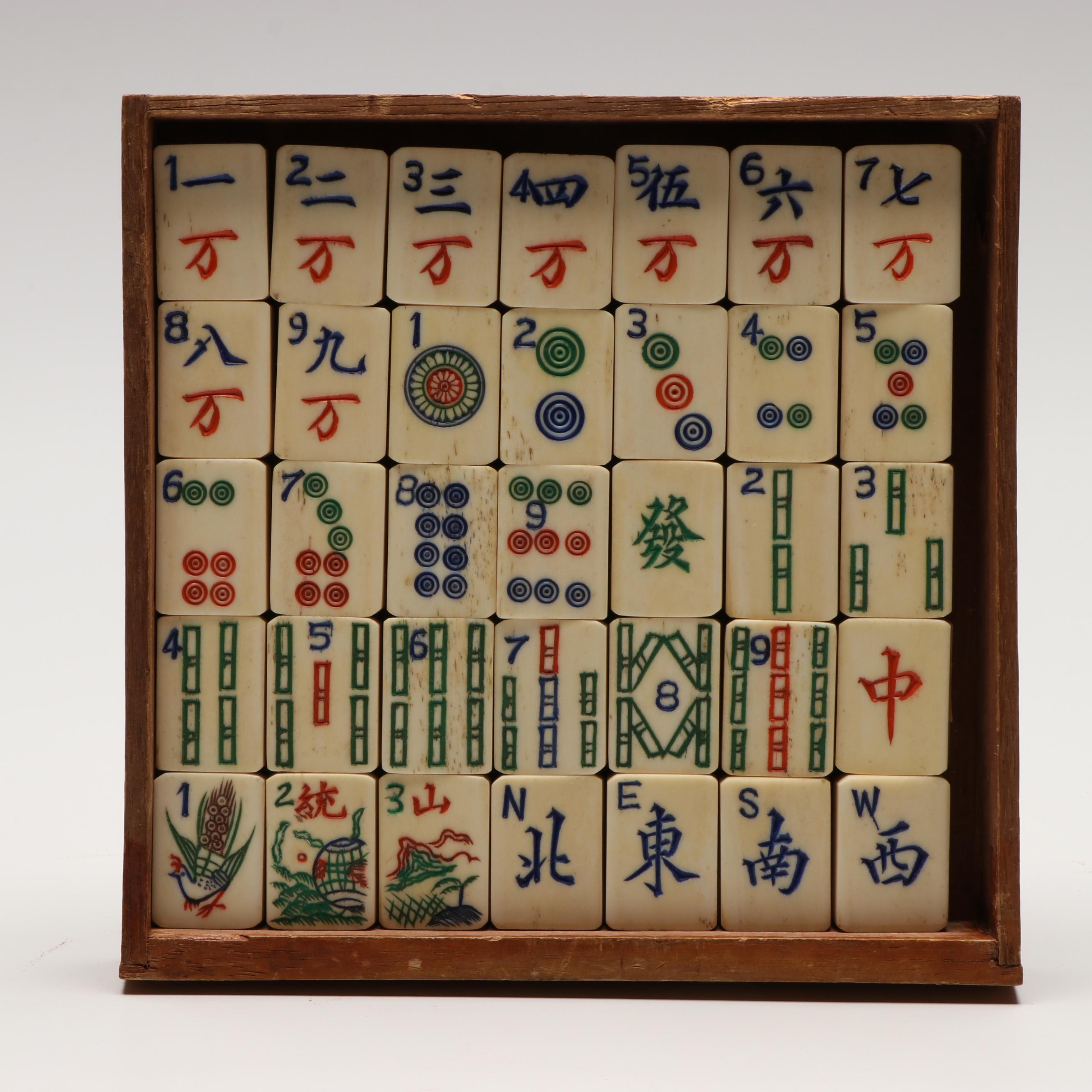 Bone Mahjong with Wooden Carrying Case