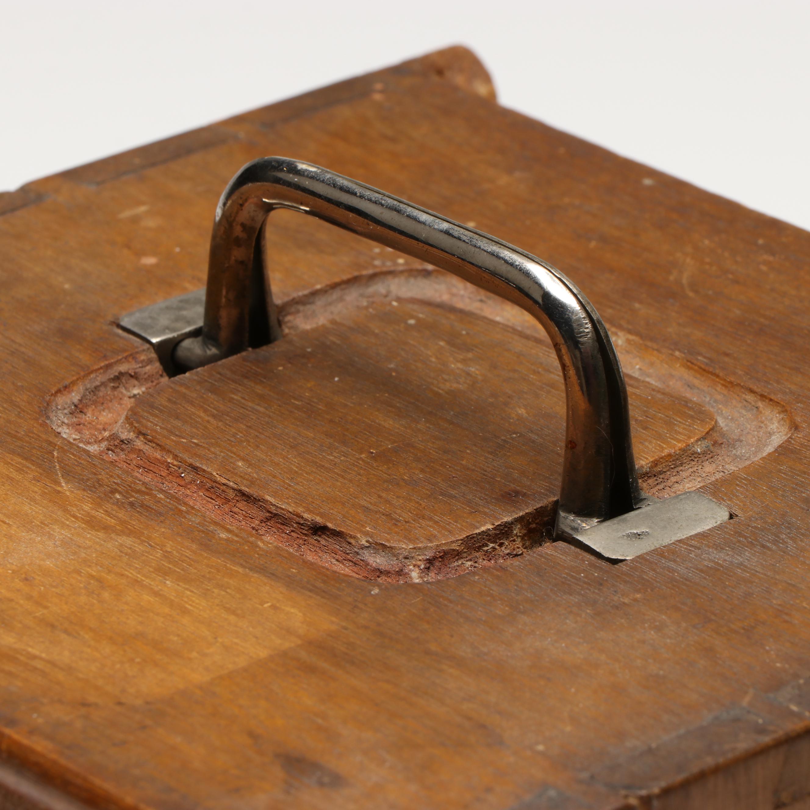 Bone Mahjong with Wooden Carrying Case