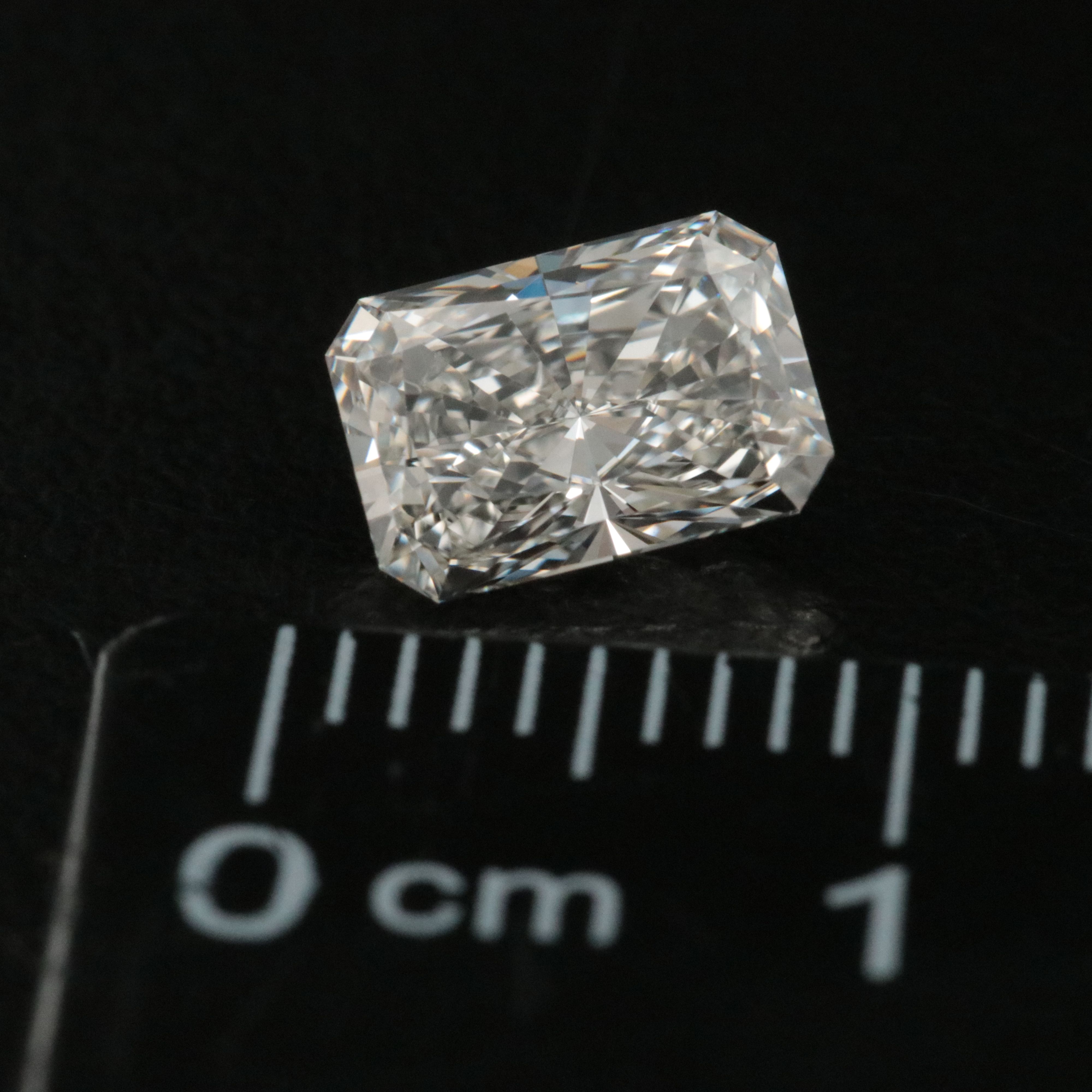 Loose 1.21 CT Lab Grown Diamond with IGI Report