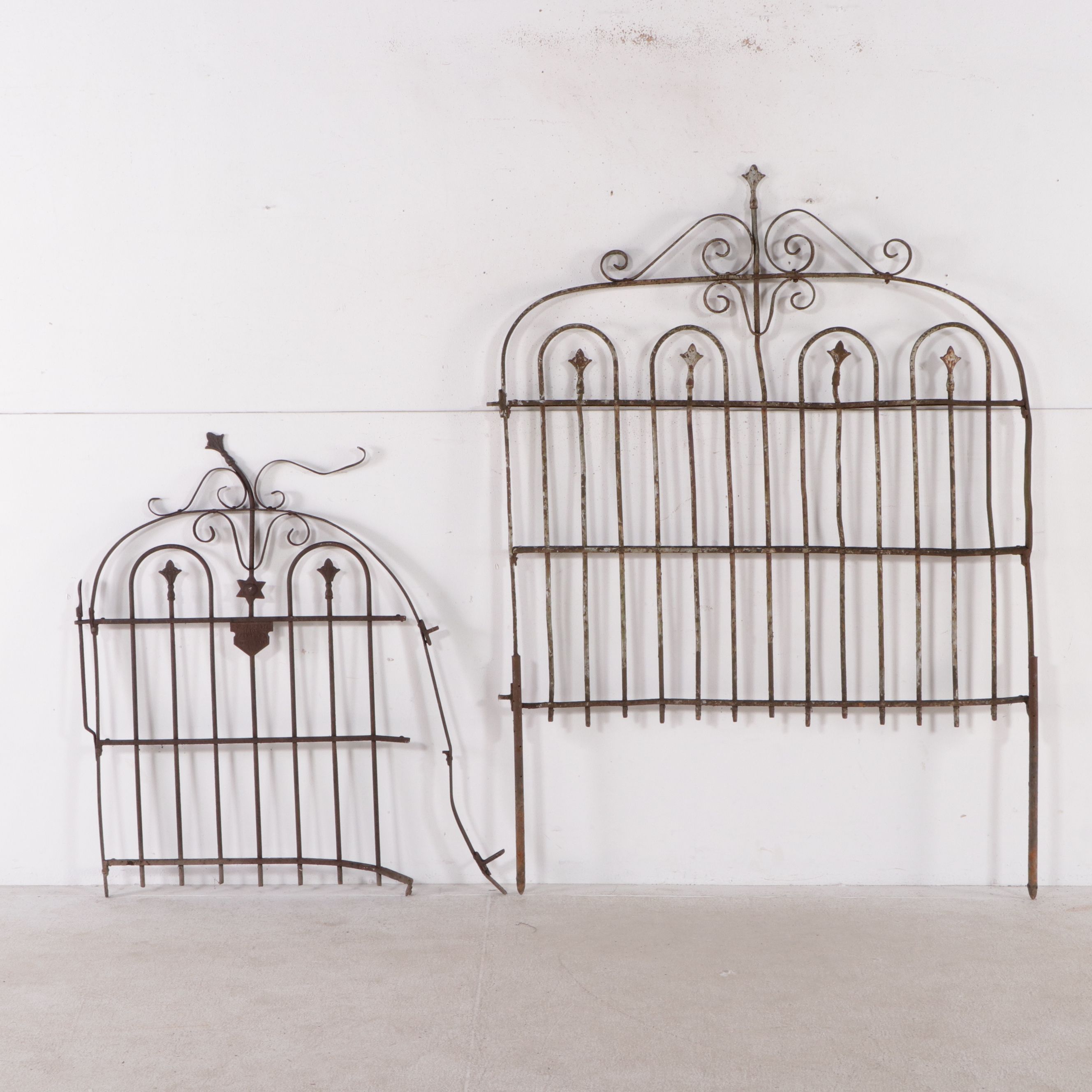 Cincinnati Iron Fence Co. Gate with Other Victorian Style Fence