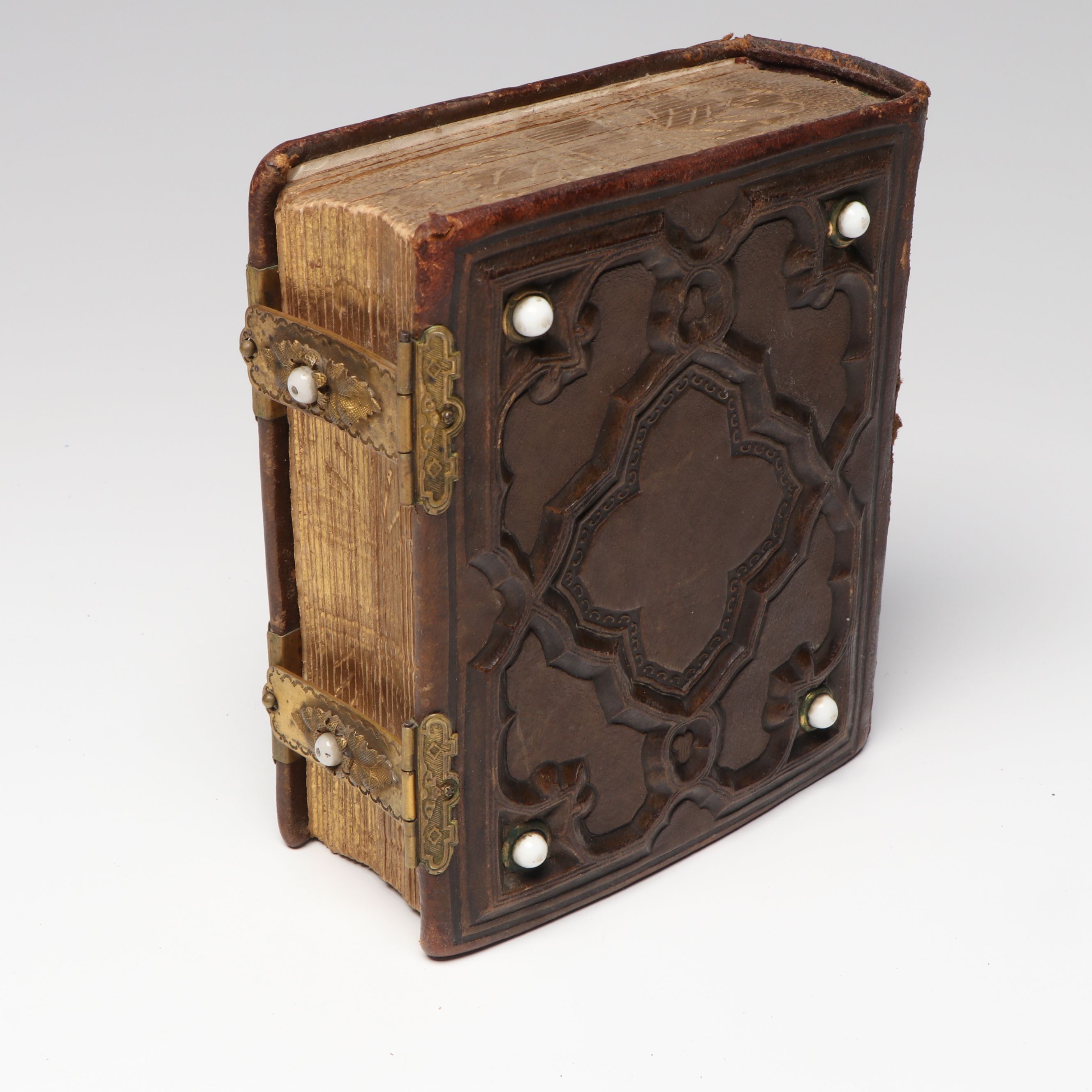 Tintypes and Other Portraits of Men, Women and Children, Mid-19th Century