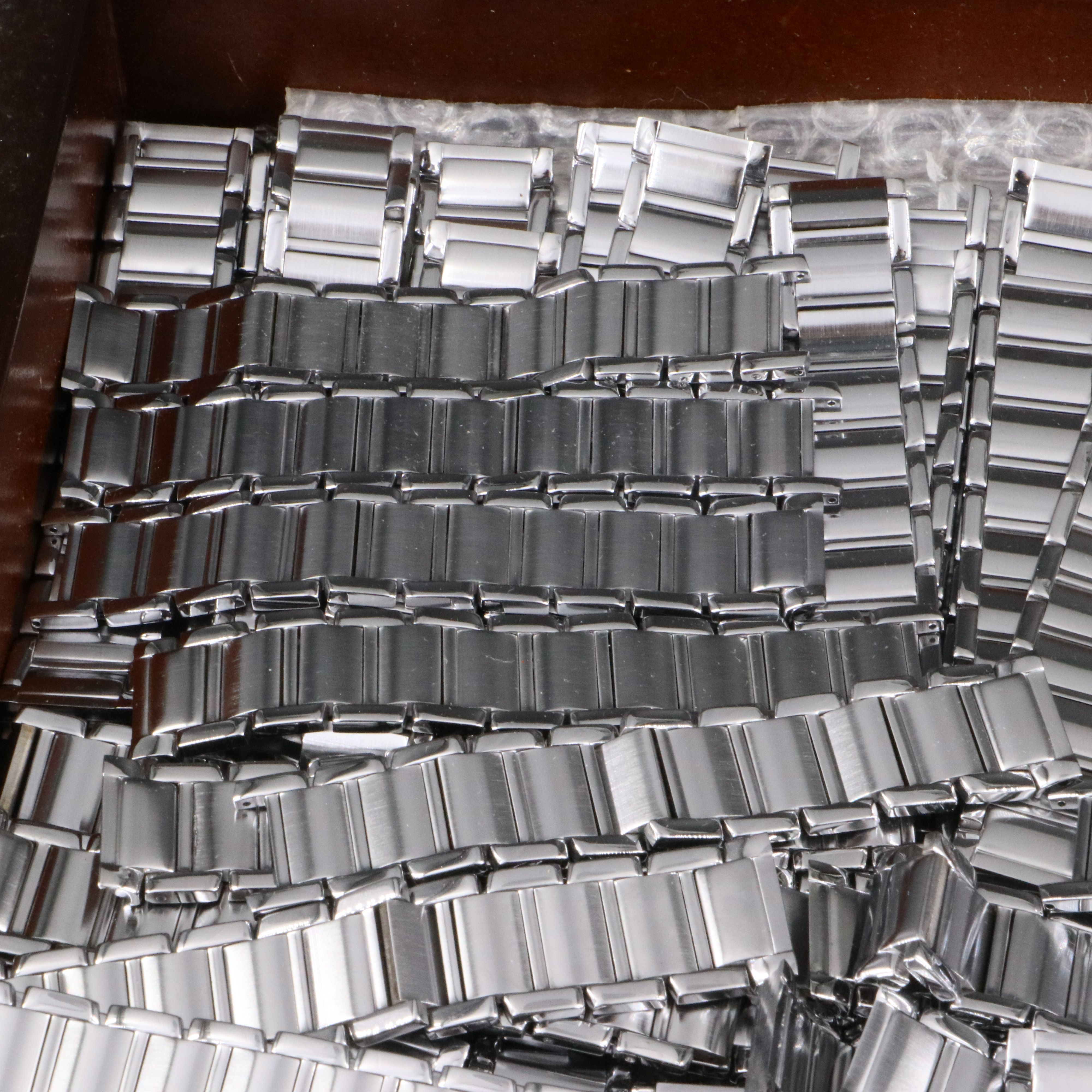 Uncommon Discoveries: Metal Watch Band Collection