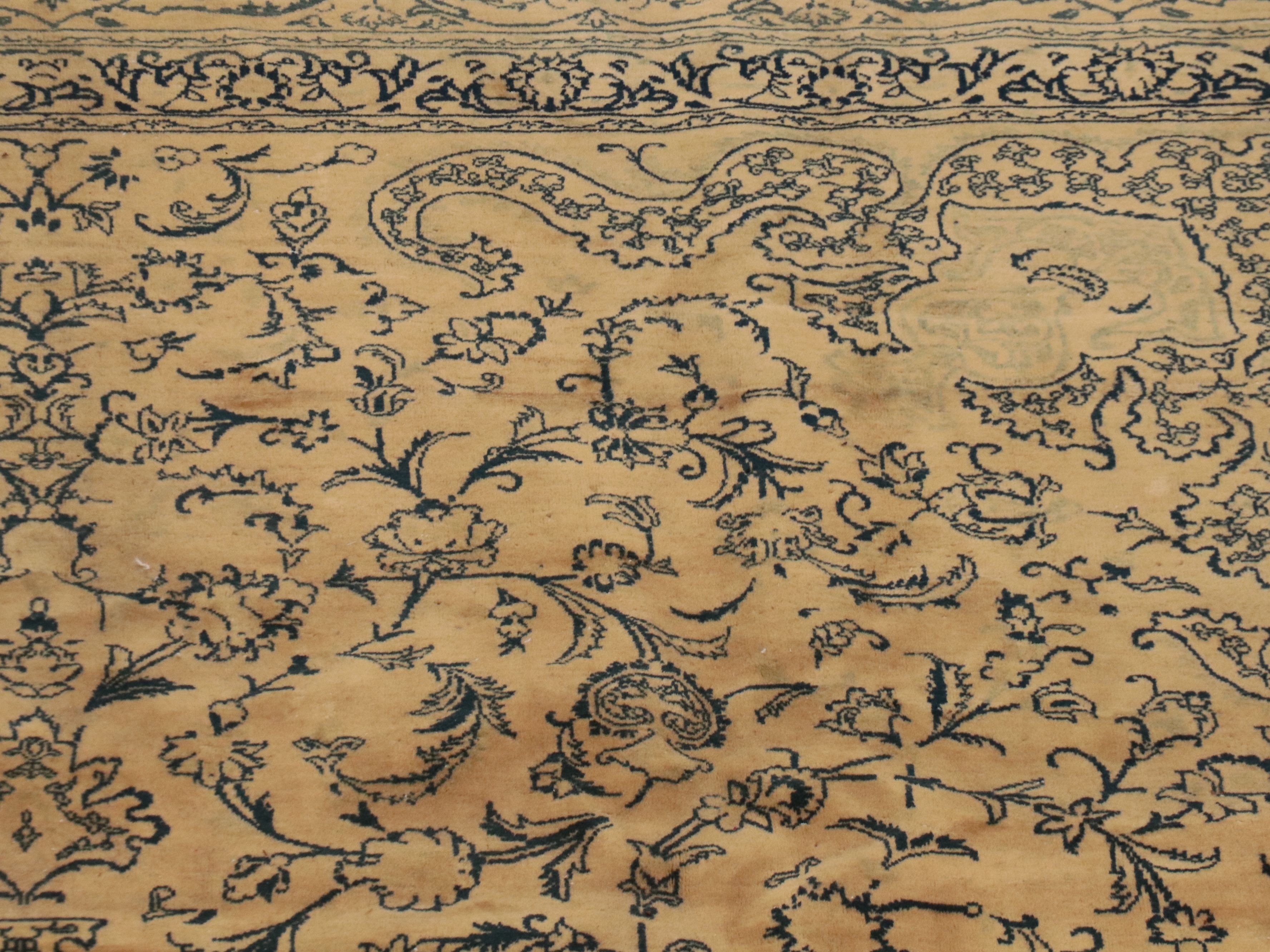 9'5 x 13'5 Hand-Knotted Persian Style Room-Sized Rug