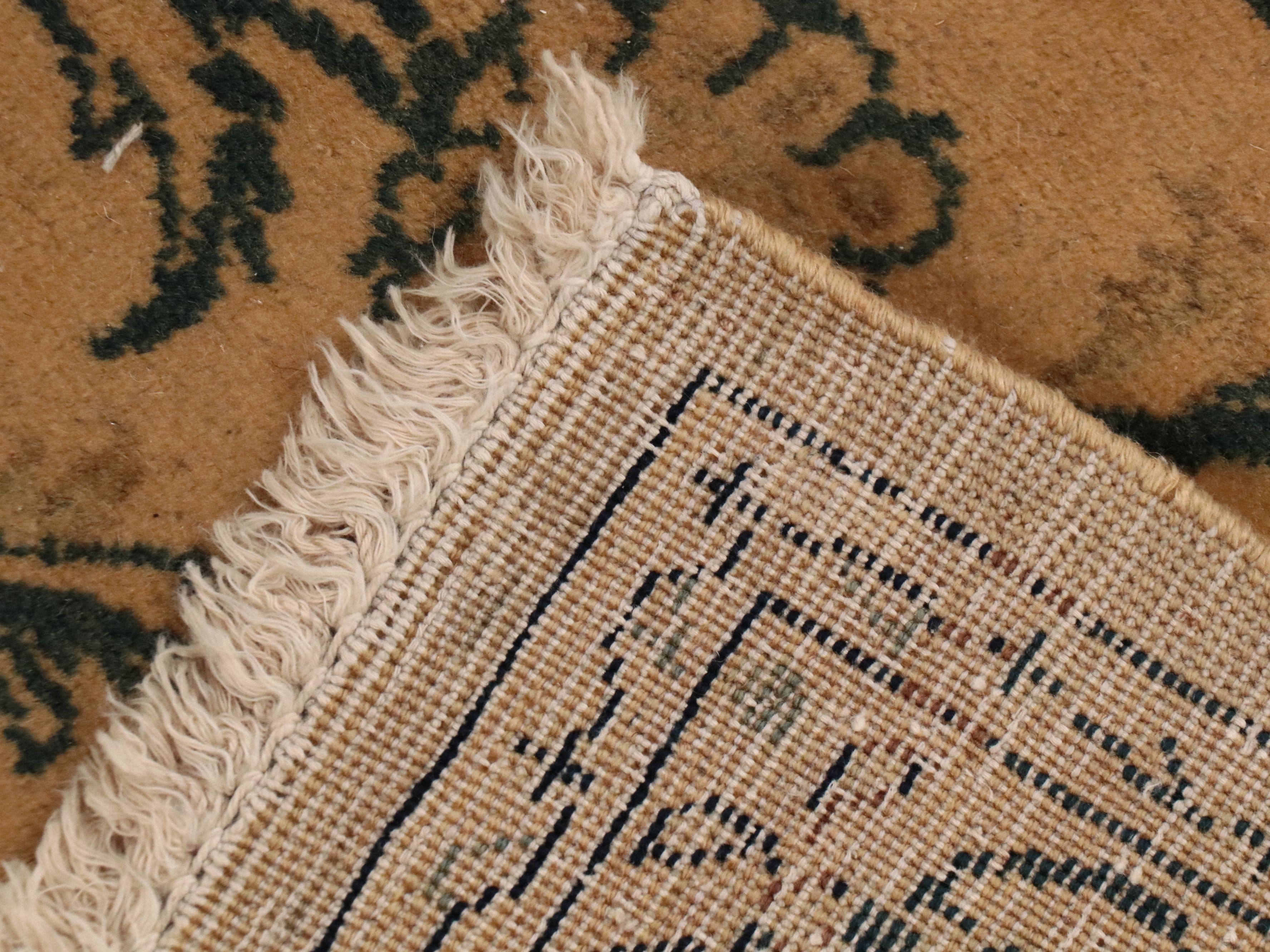 9'5 x 13'5 Hand-Knotted Persian Style Room-Sized Rug