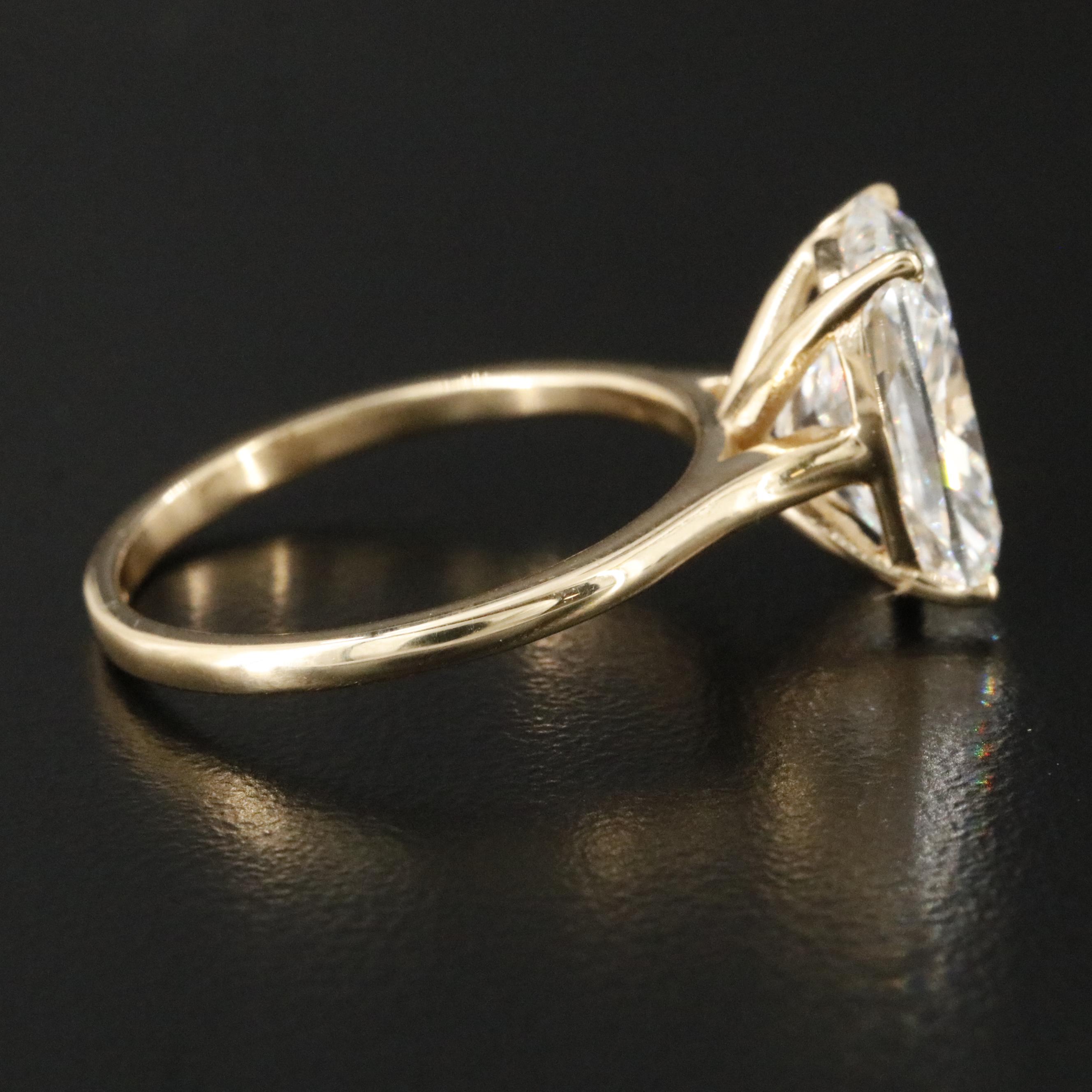 18K 5.09 CT Lab Grown Diamond Solitaire Ring with IGI Report