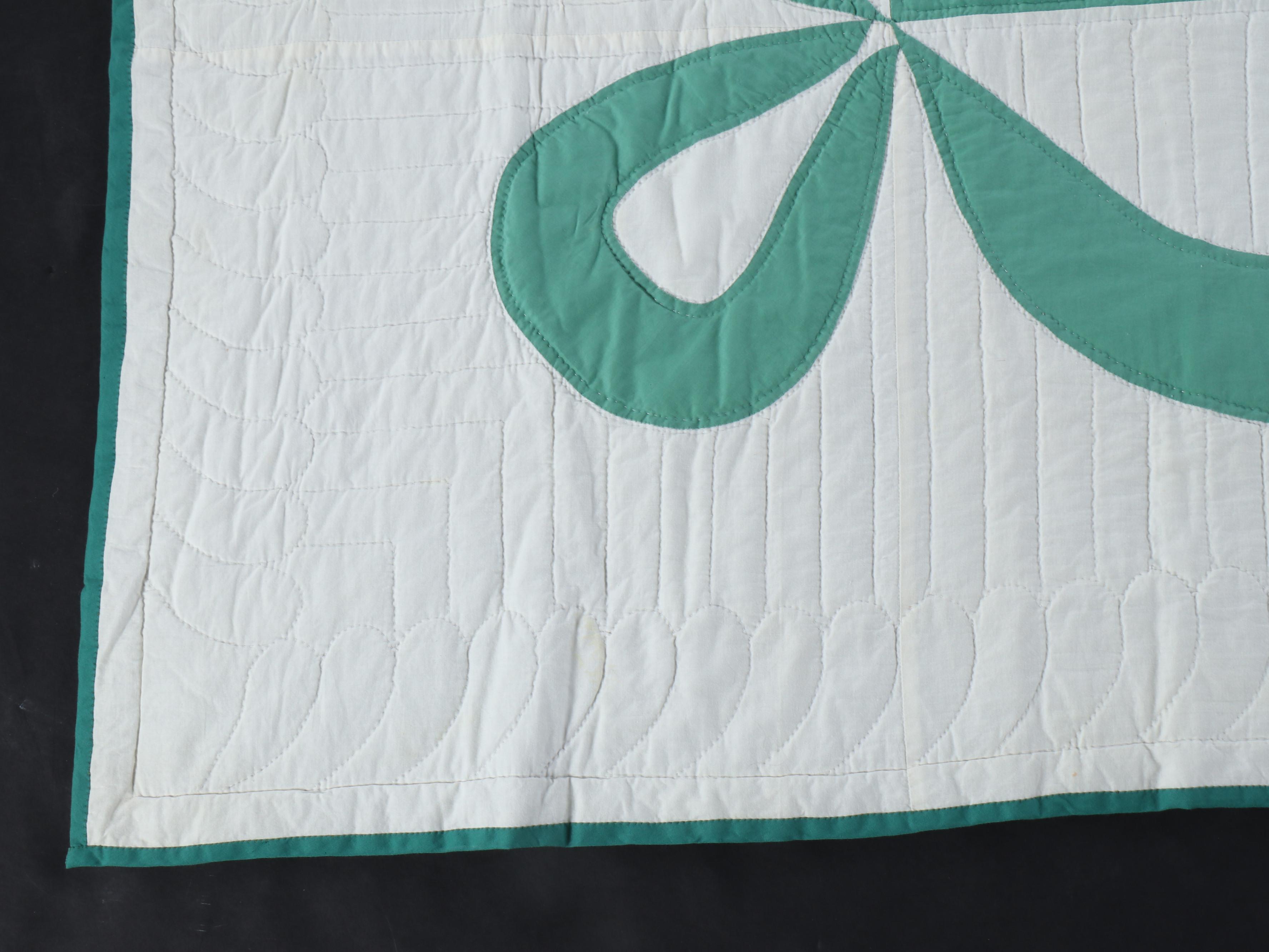 Handmade Floral Appliqué Quilt, Late 20th Century