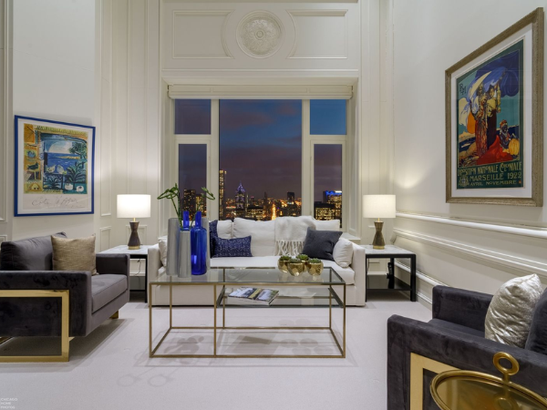 A Chicago View from the Top: The Four Seasons Penthouse
