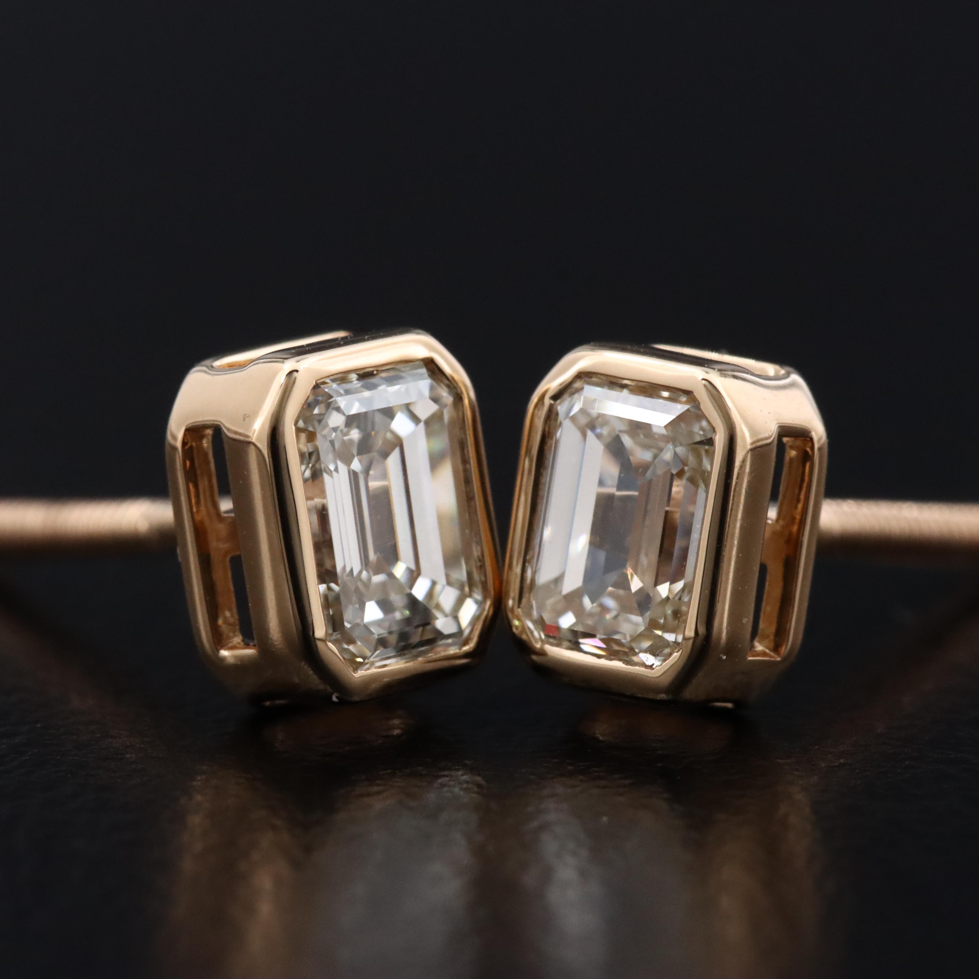 18K 1.00 CTW Diamond Stud Earrings with GIA Reports
