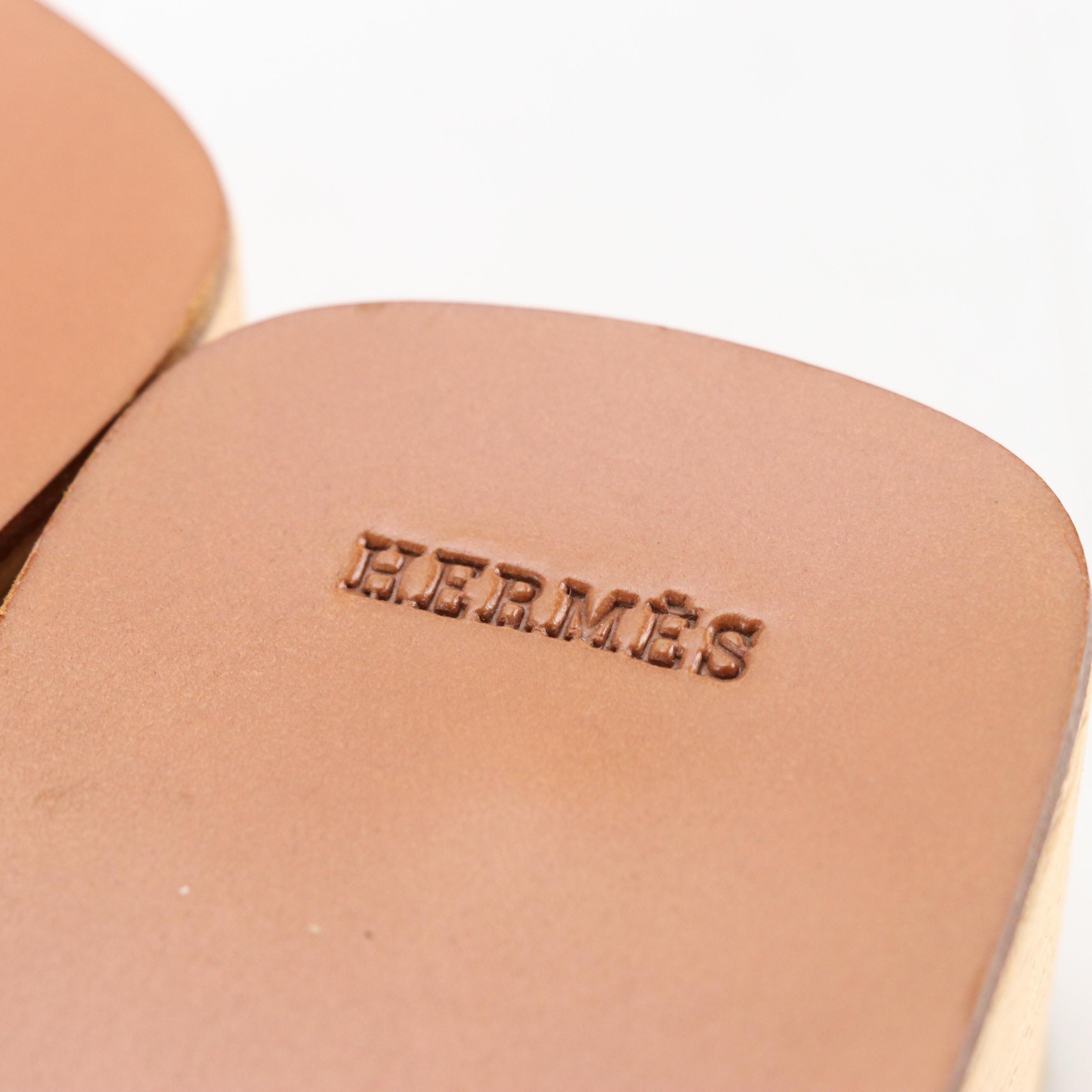 Hermès Wood Sole Oran Sandals in Dark Chocolate Swift Leather, With Box