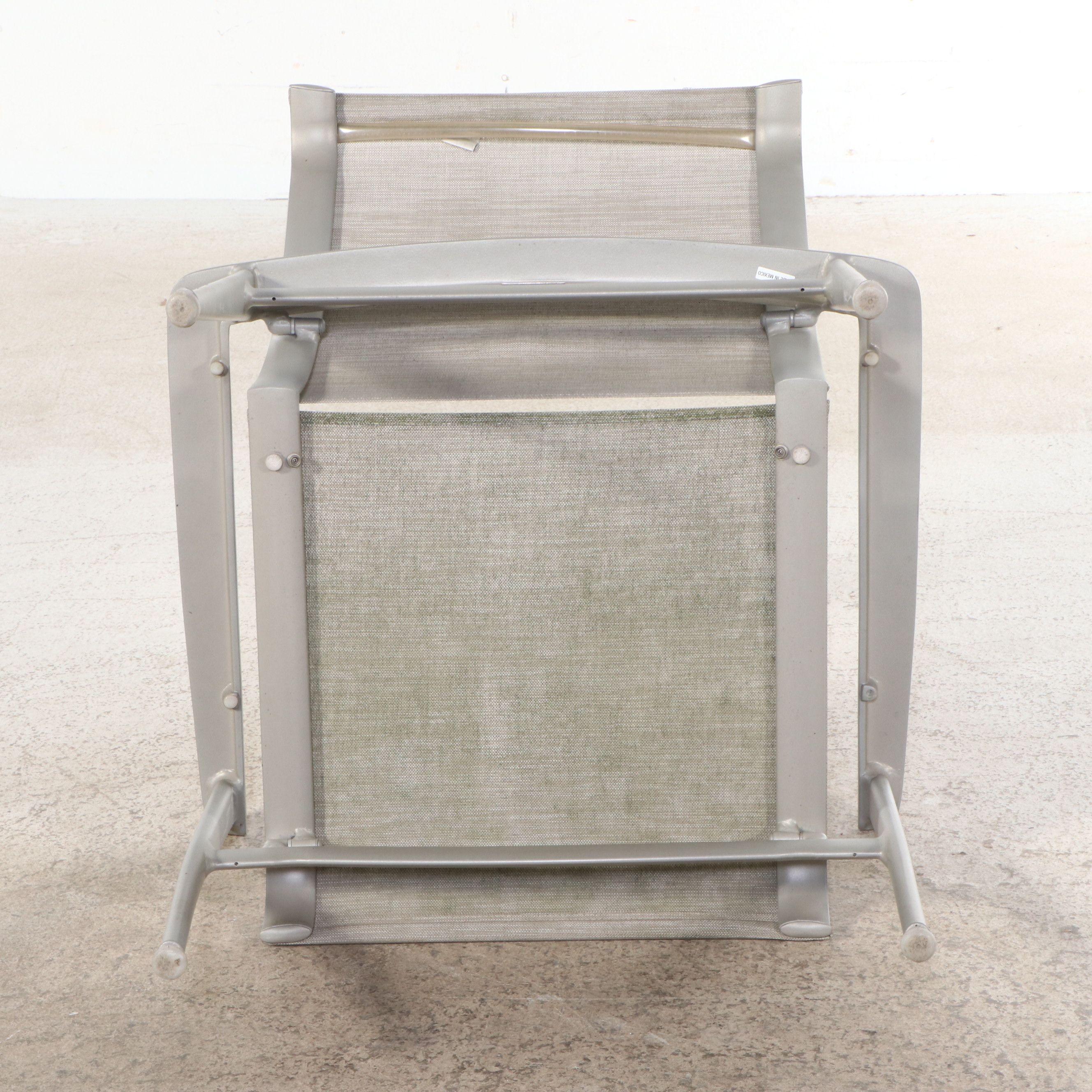 Brown Jordan Seven-Piece Patio Dining Set with Umbrella