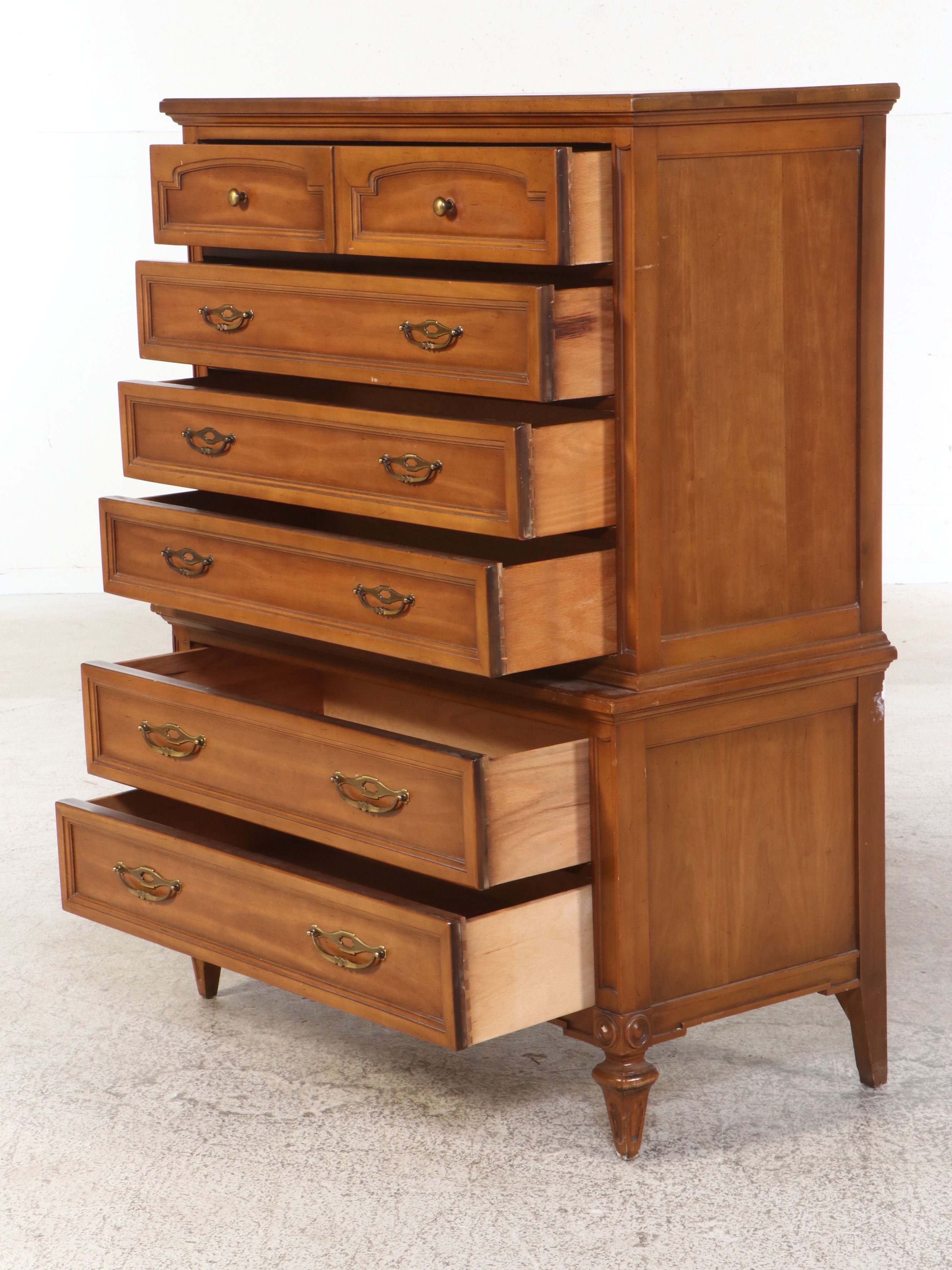 Mid Century Federal Style Walnut Finish Chest of Drawers, Mid to Late 20th C.