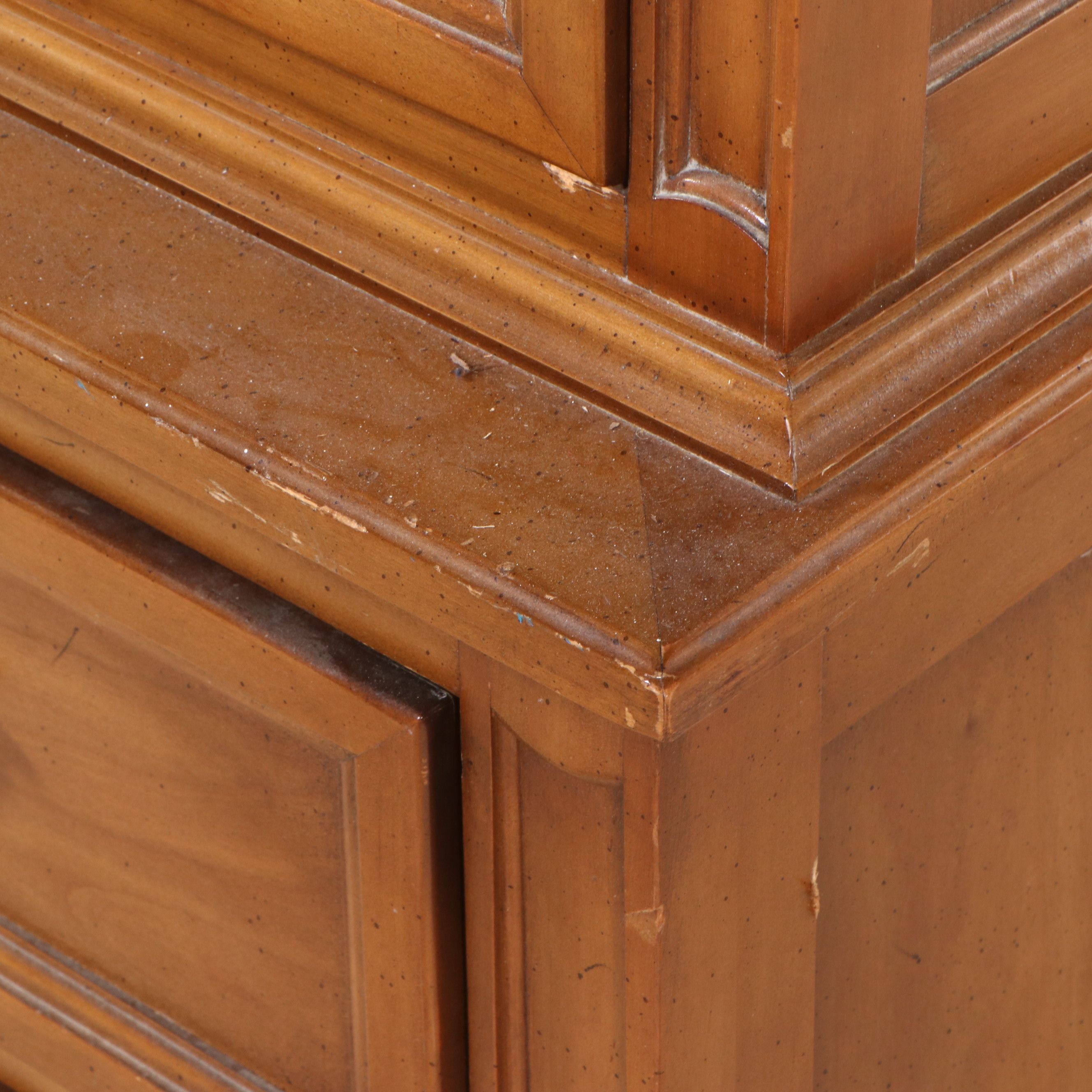 Mid Century Federal Style Walnut Finish Chest of Drawers, Mid to Late 20th C.