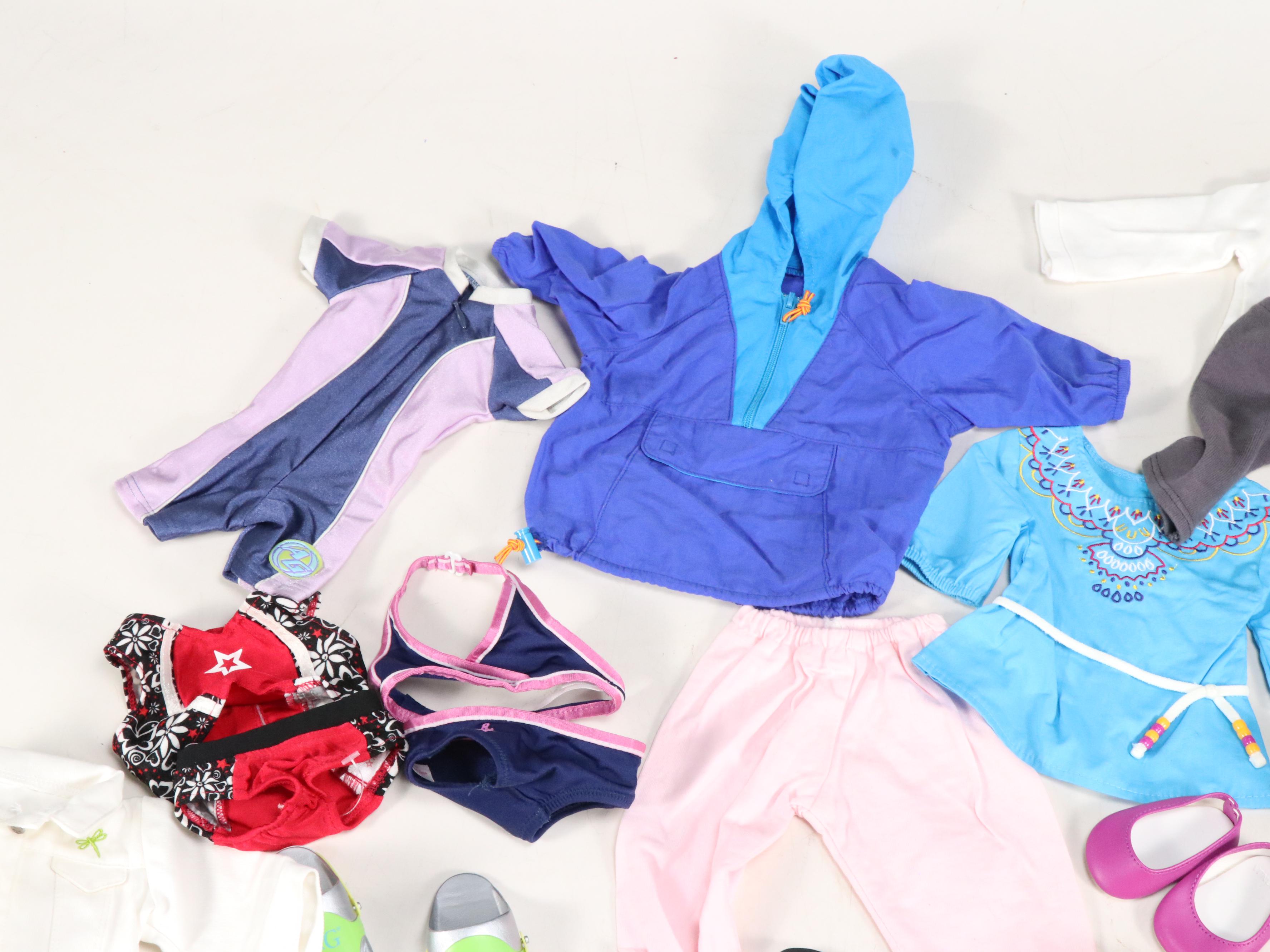 American Girl Dolls with Bunk Bed, Companion Pets, and More Accessories