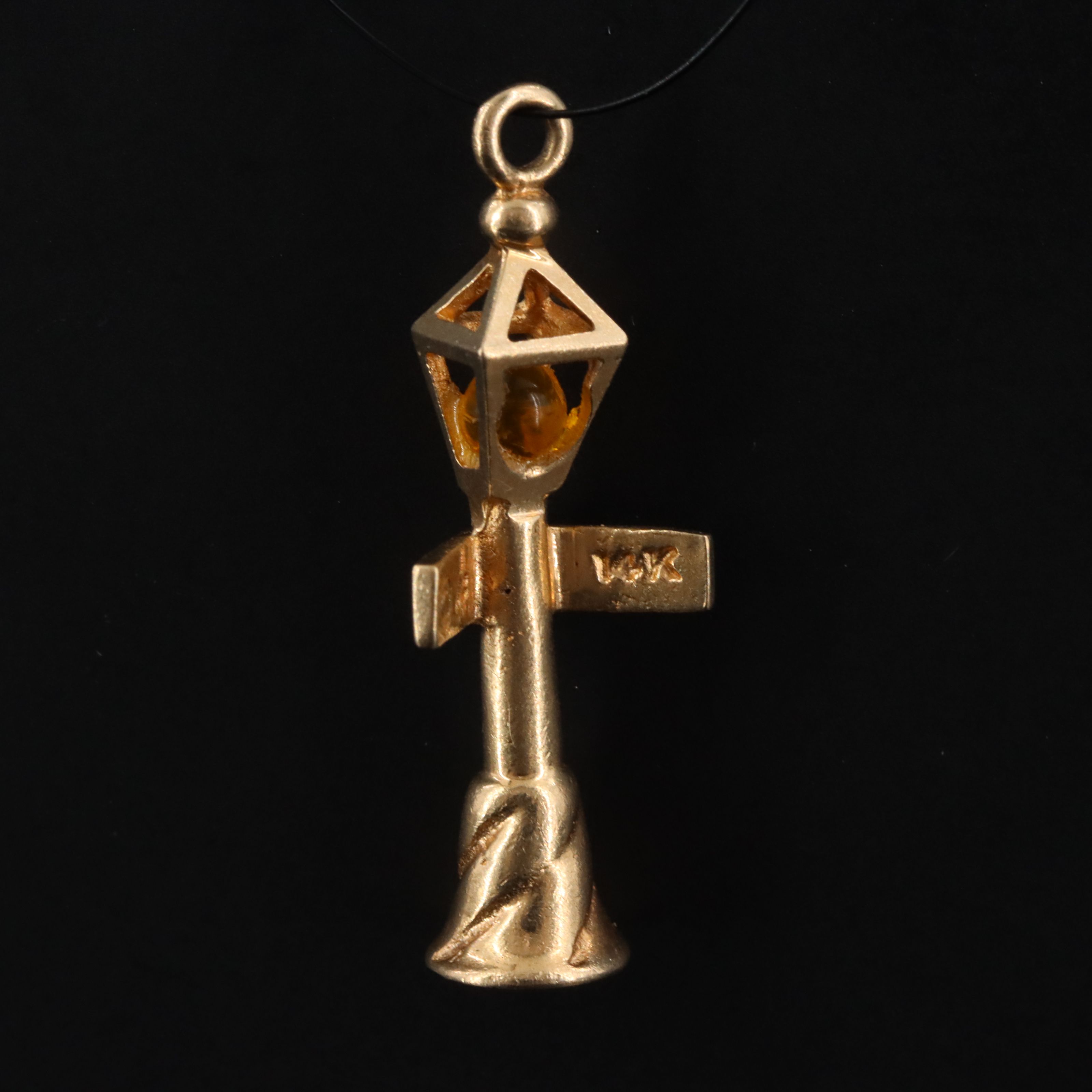 14K New Orleans Streetlight Charm Pendant