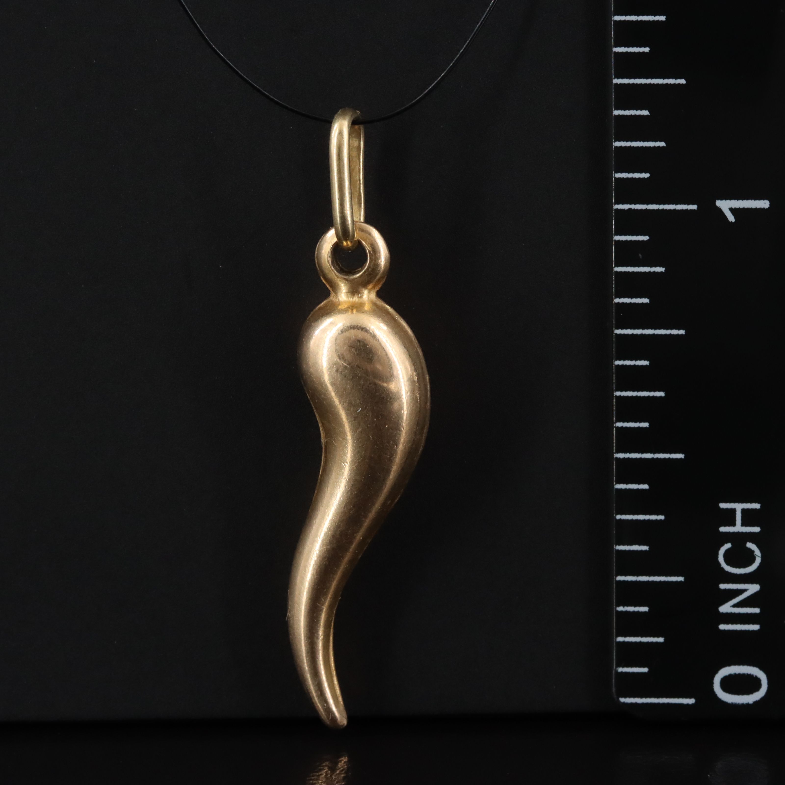 Italian 14K Cornicello Charm Pendant
