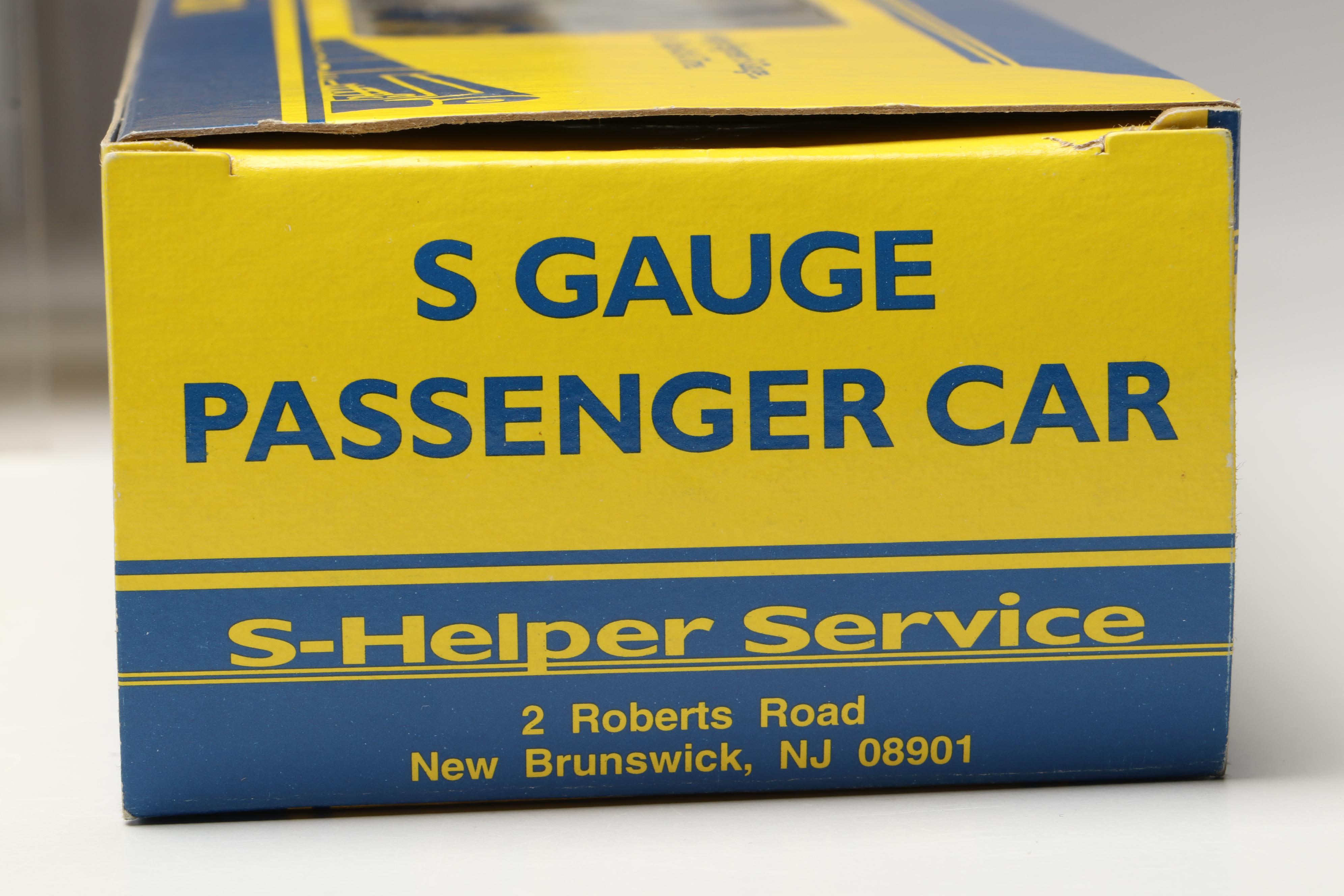 American Models S Gauge Baltimore & Ohio Locomotives with Passenger Cars