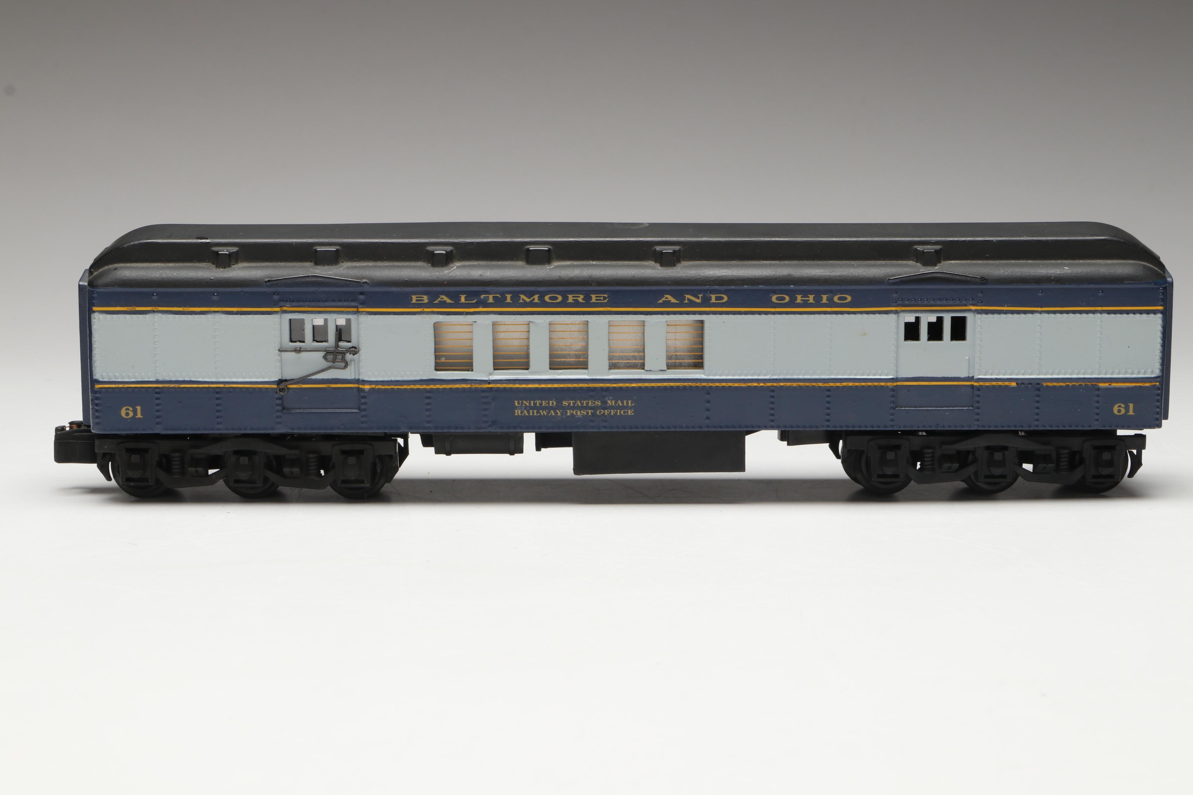 American Models S Gauge Baltimore & Ohio Locomotives with Passenger Cars