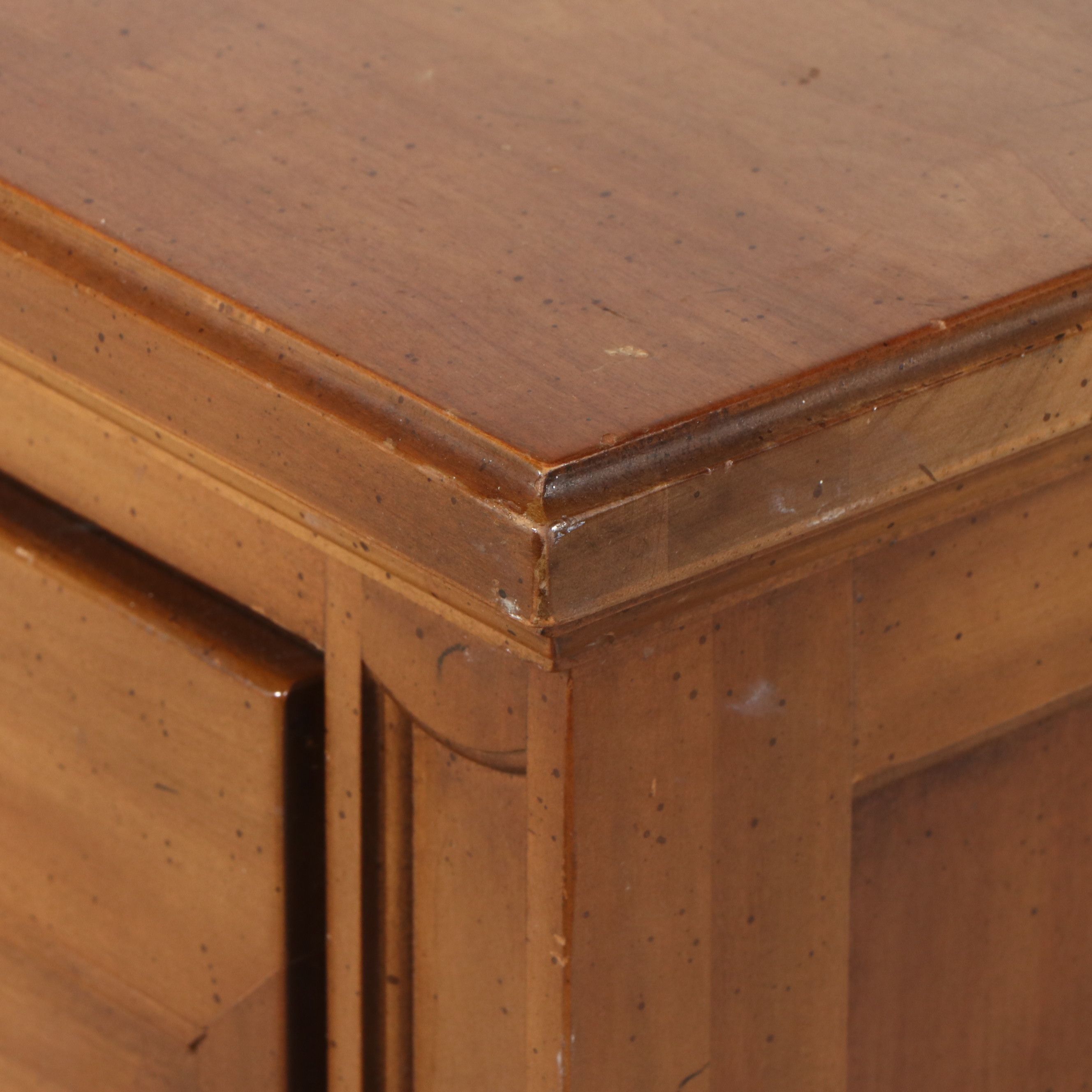 Mid Century Federal Style Walnut Finish Dresser