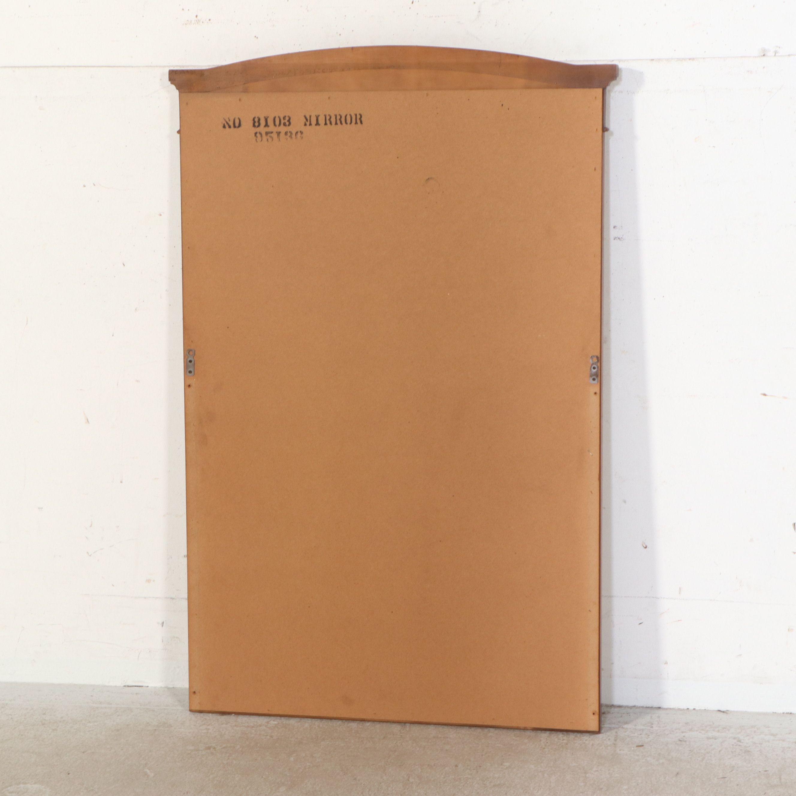 Mid Century Federal Style Walnut Finish Dresser