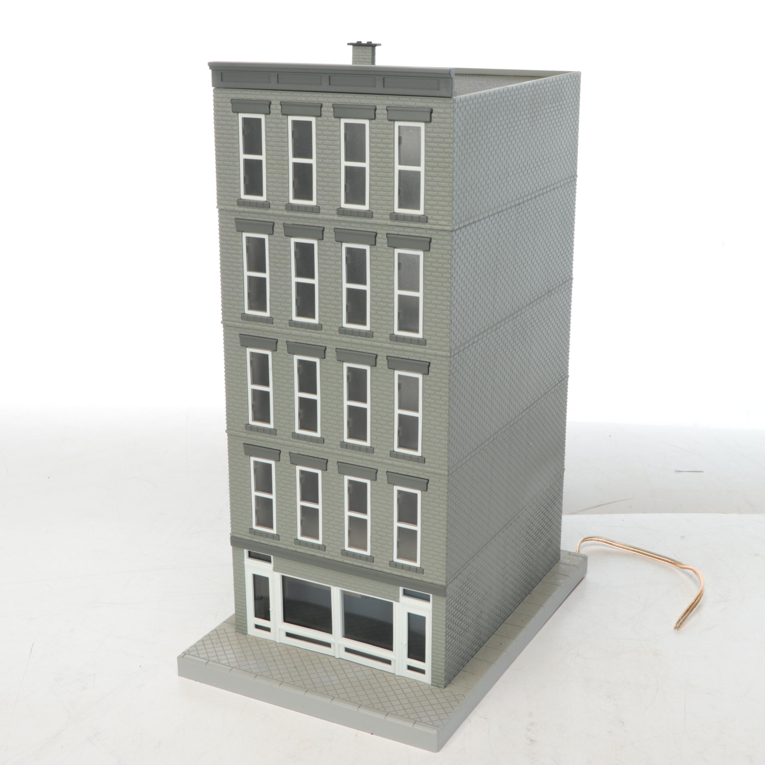 RailKing RailTown Dreyfuss 6-Story and Other Miniature Railway Buildings