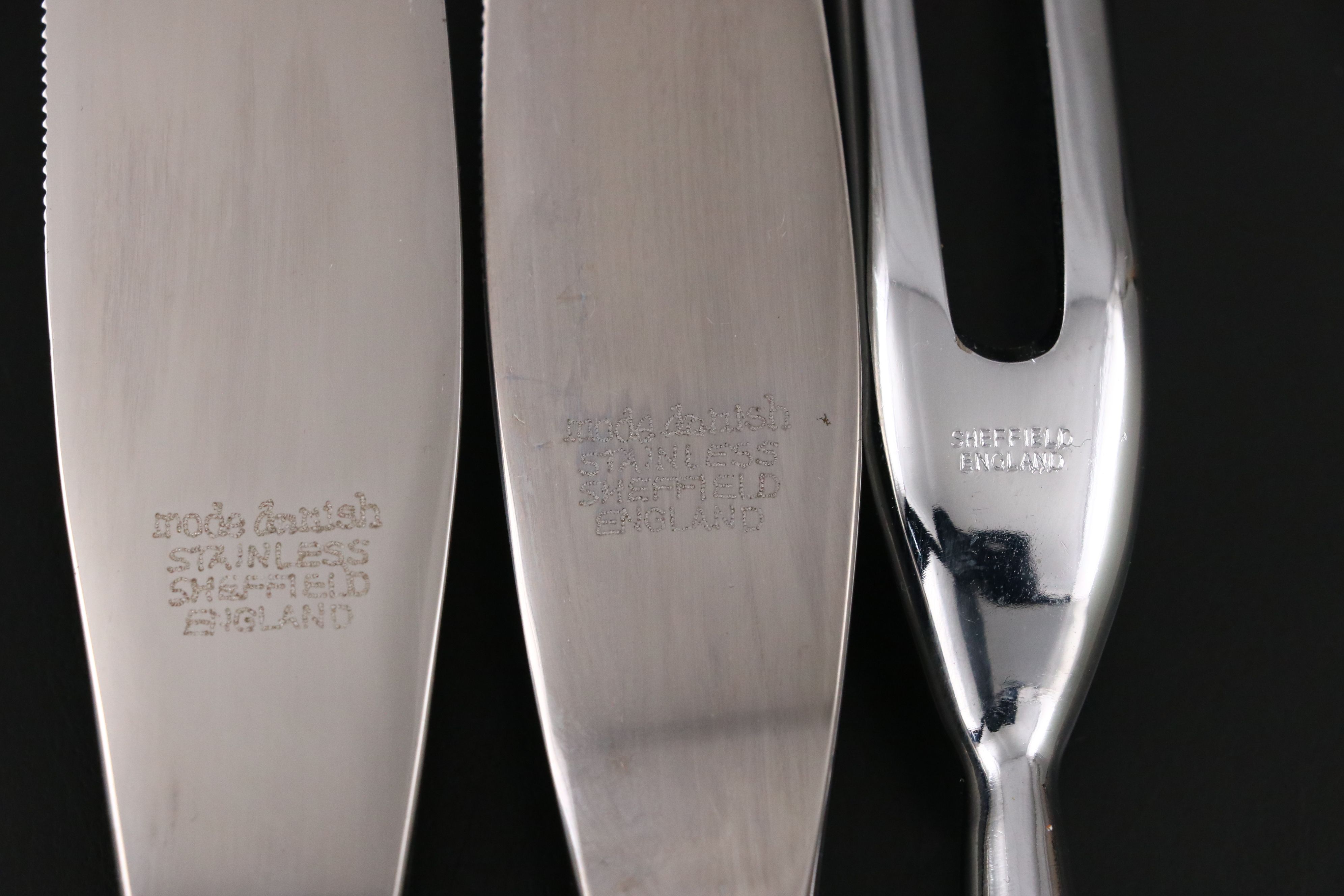 Holmes & Edwards "Danish Princess" with Mode Danish Carving Set and Tablecloth