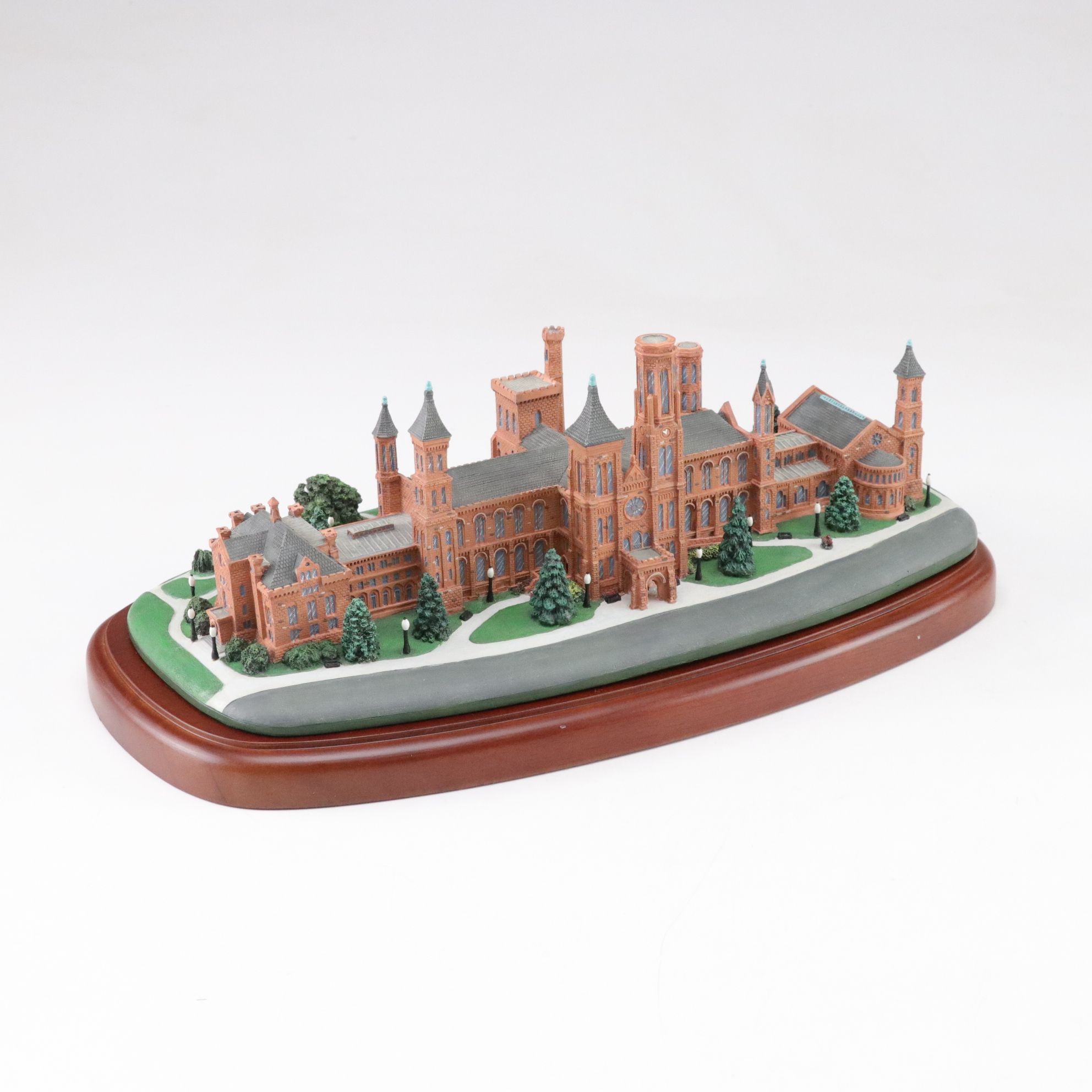 Danbury Mint "The Lincoln Memorial" and Other U.S. Federal Miniatures