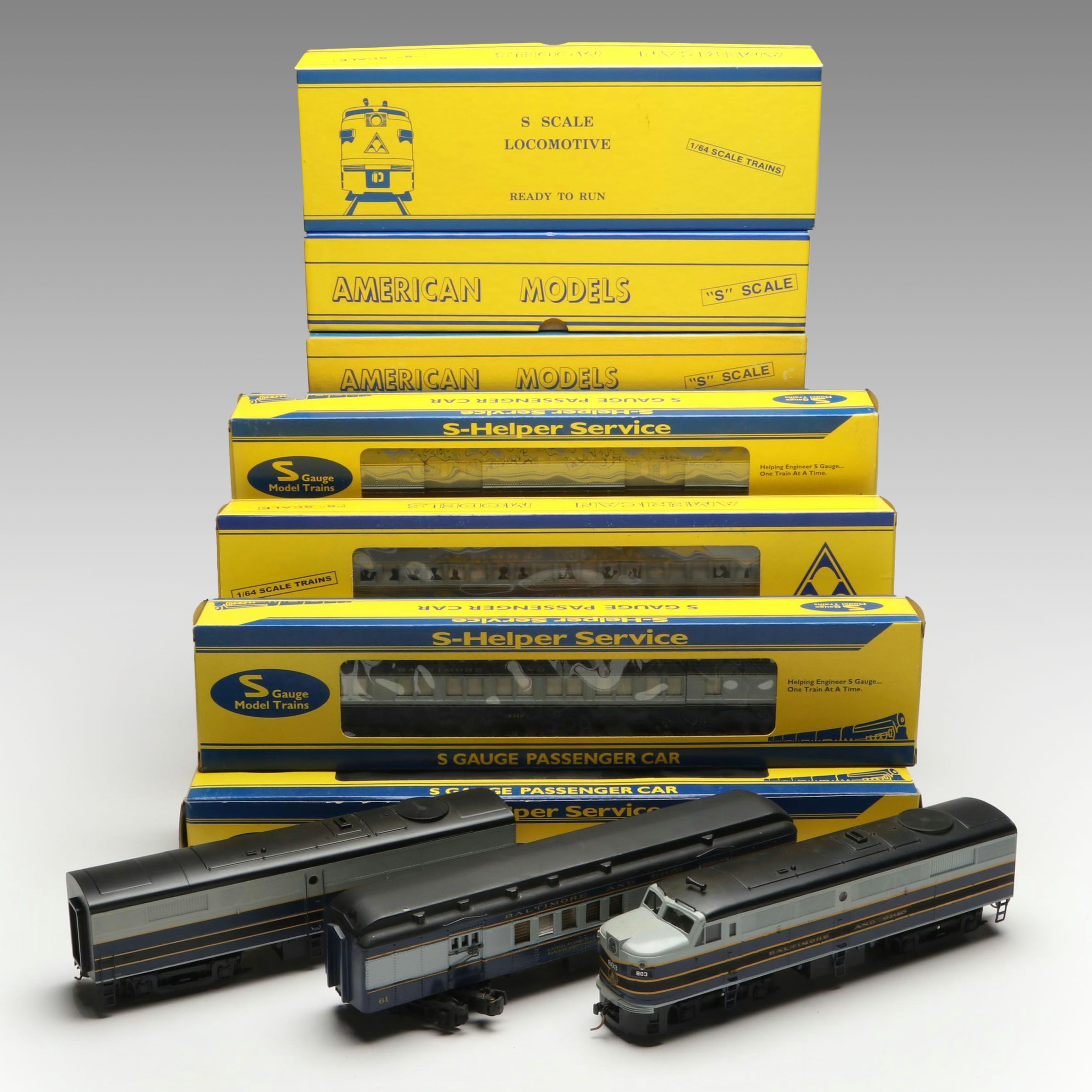American Models S Gauge Baltimore & Ohio Locomotives with Passenger Cars