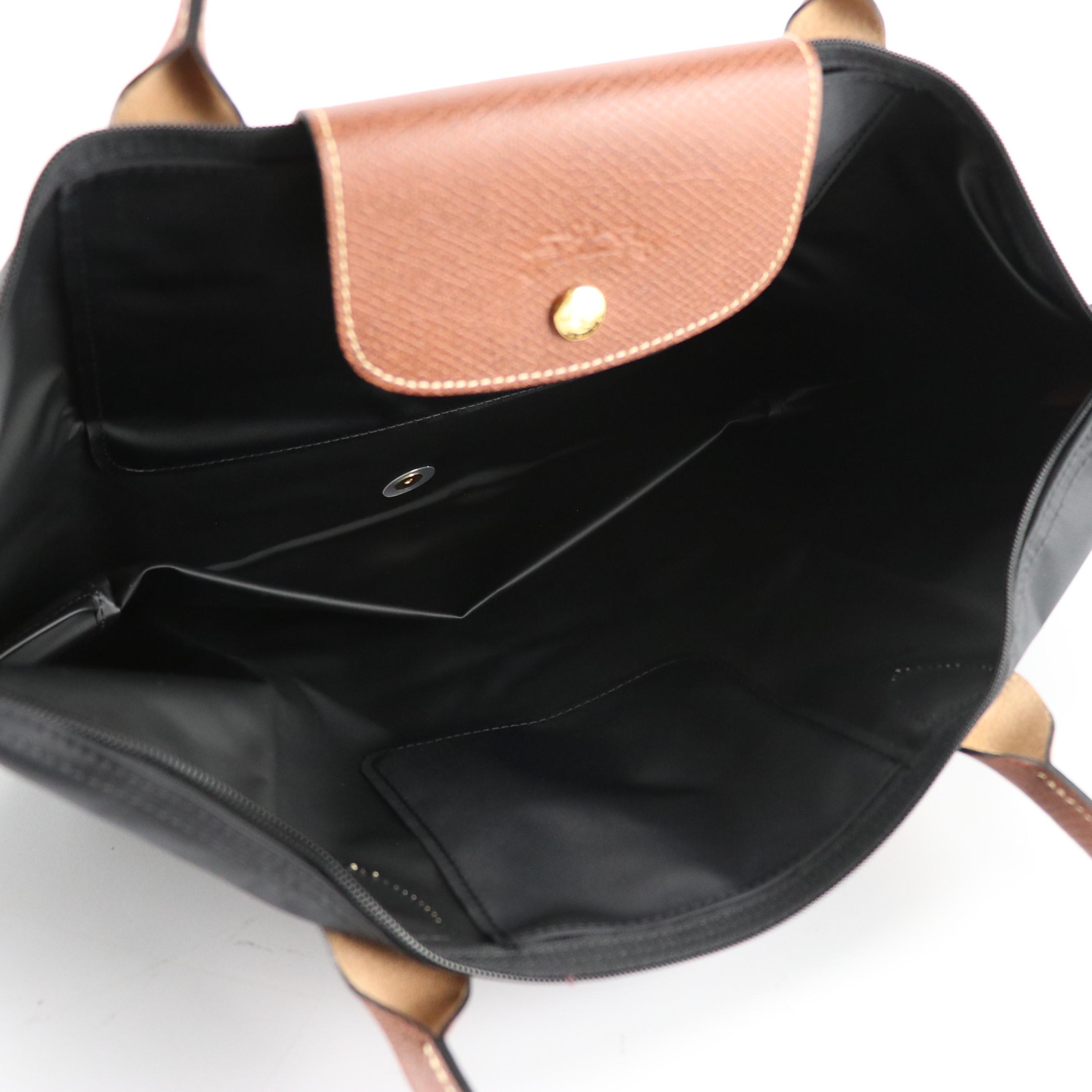 Longchamp Le Pliage Medium Short Handle Bag in Black Recycled Nylon Canvas