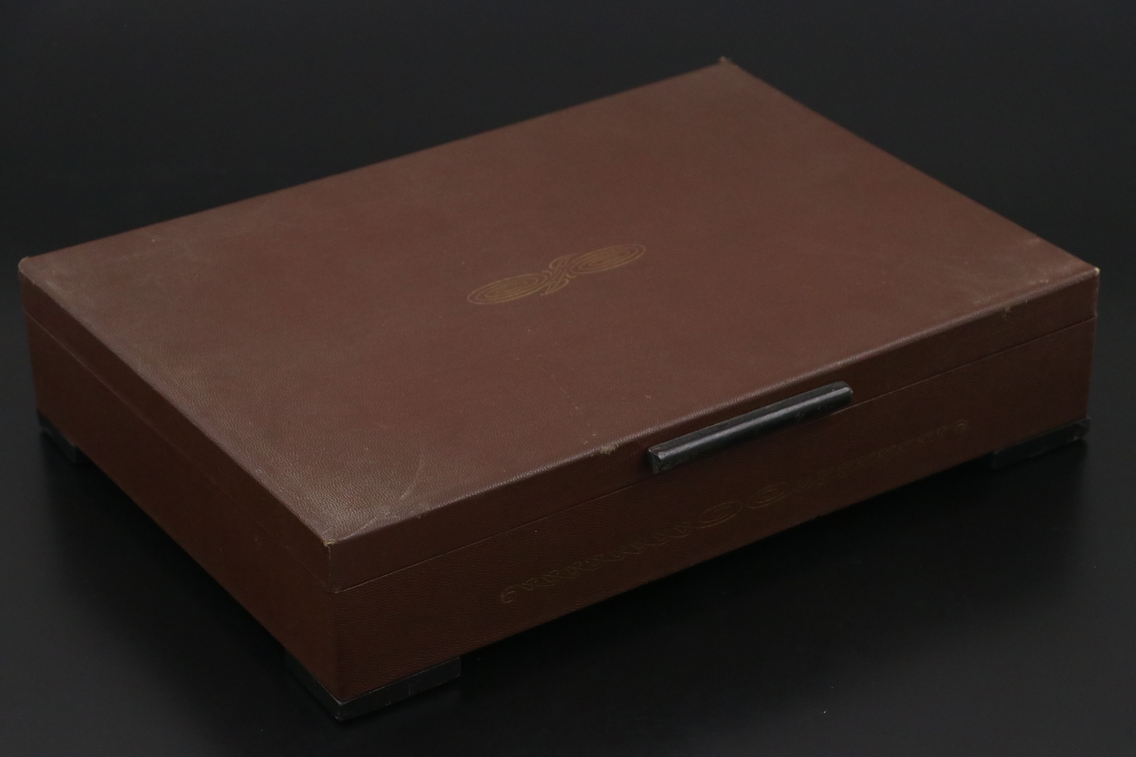 Oneida "Will o' Wisp" Stainless Steel Flatware, Late 20th Century