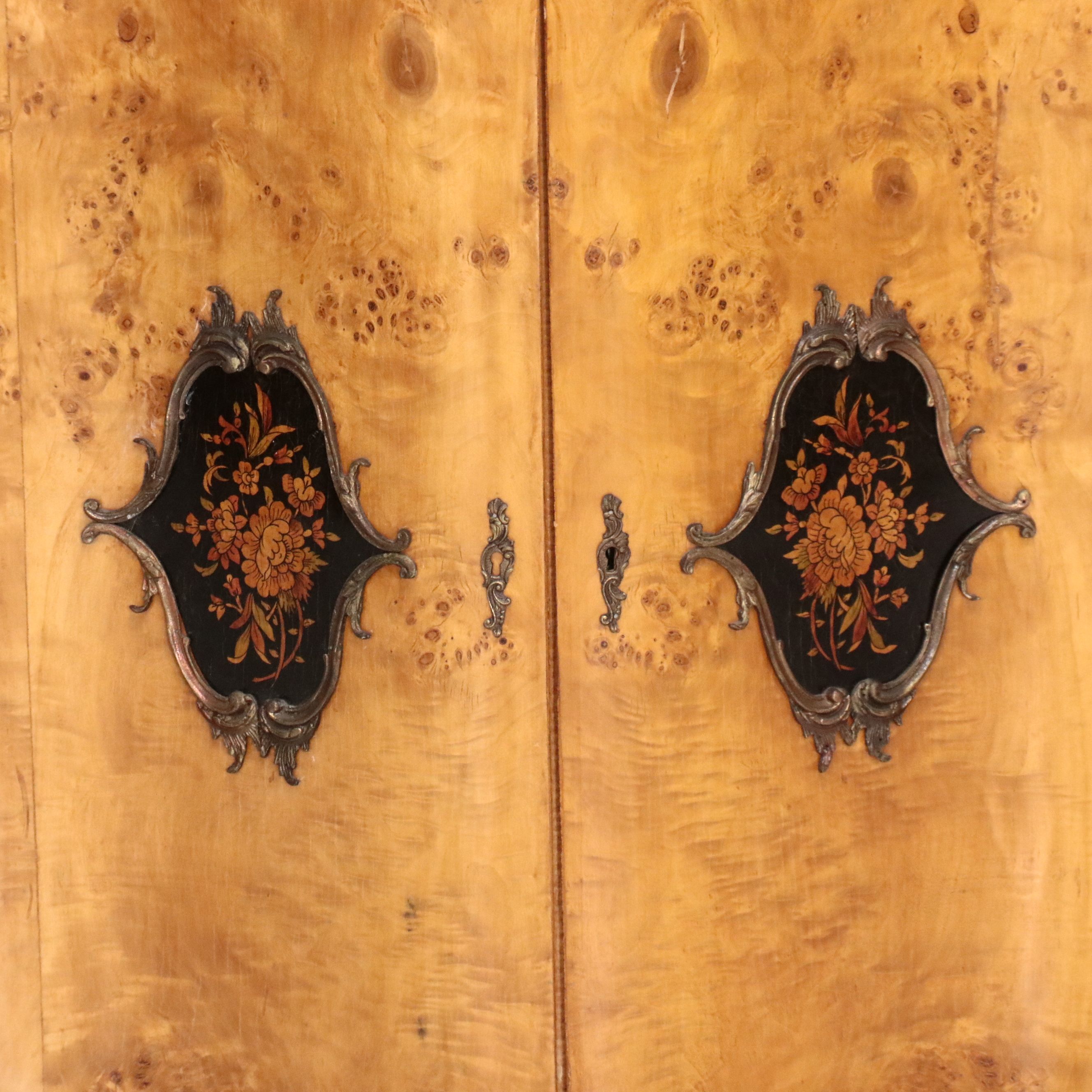 Italian Baroque Style Marquetry Inlaid and Ormolu Bird's-Eye Maple Vitrine