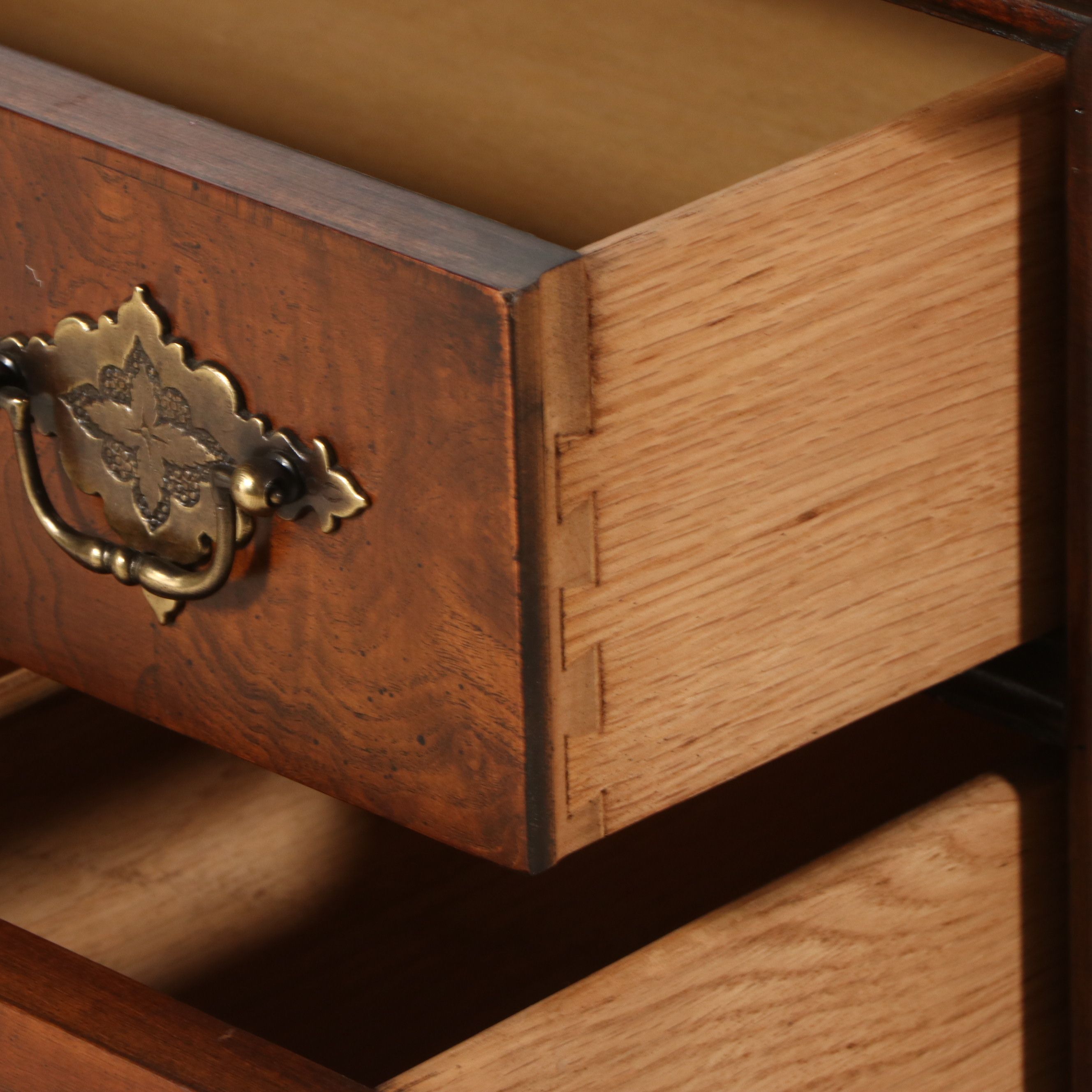 Queen Anne Style Burl and Walnut Low Boy Dressing Table
