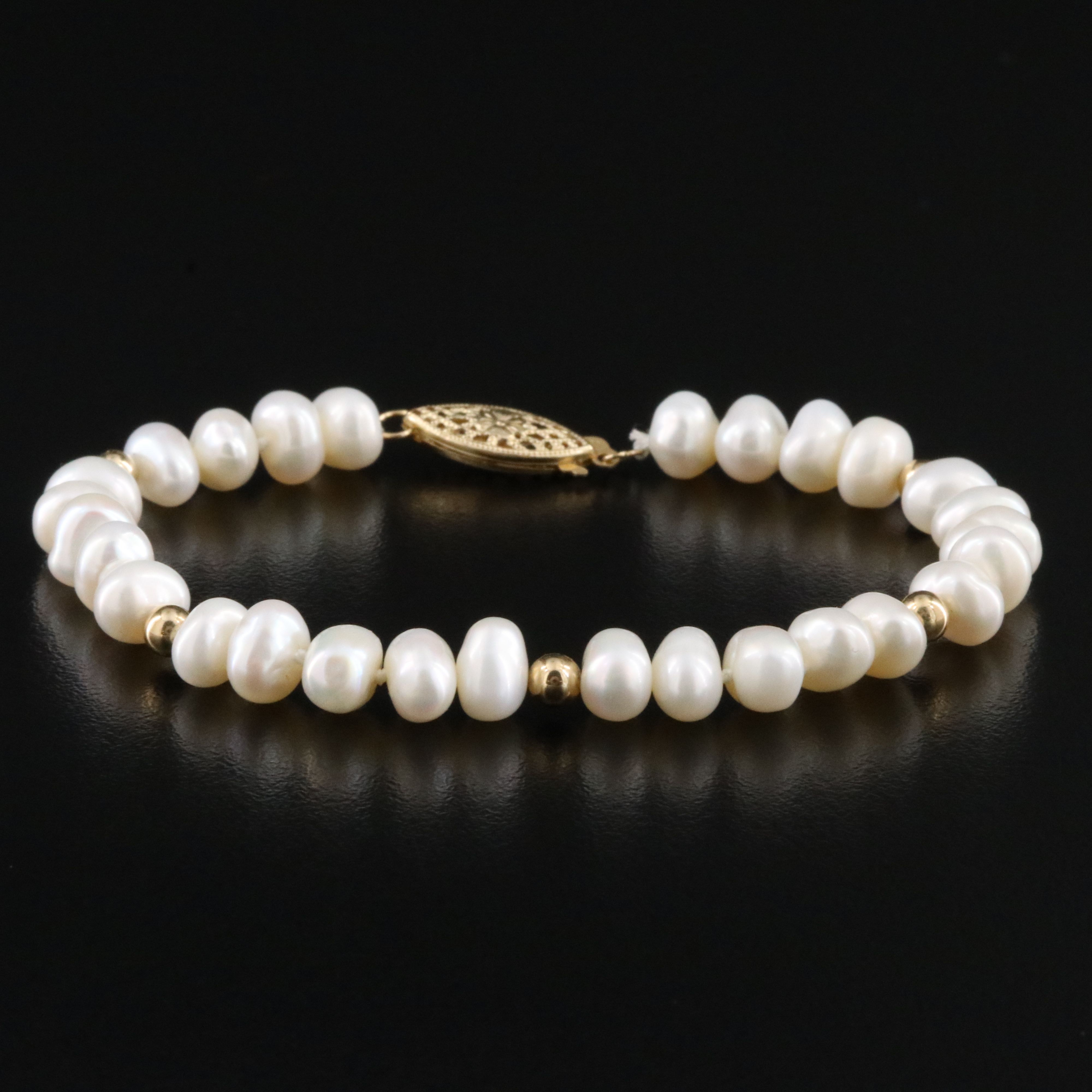 Pearl Bracelet with 14K Clasp