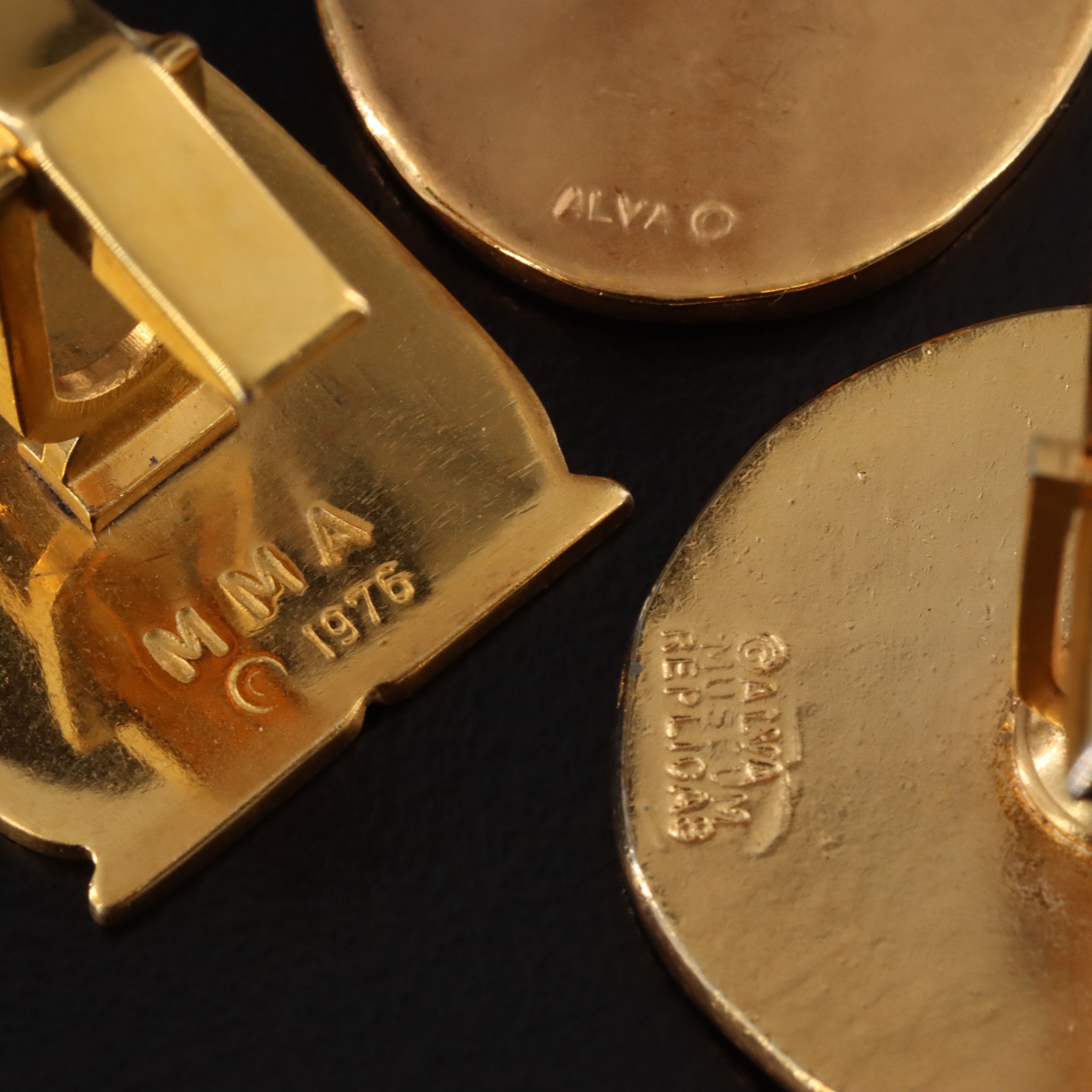 Alva Museum & Metropolitan Museum of Art Replica Greek & Egyptian Cufflinks