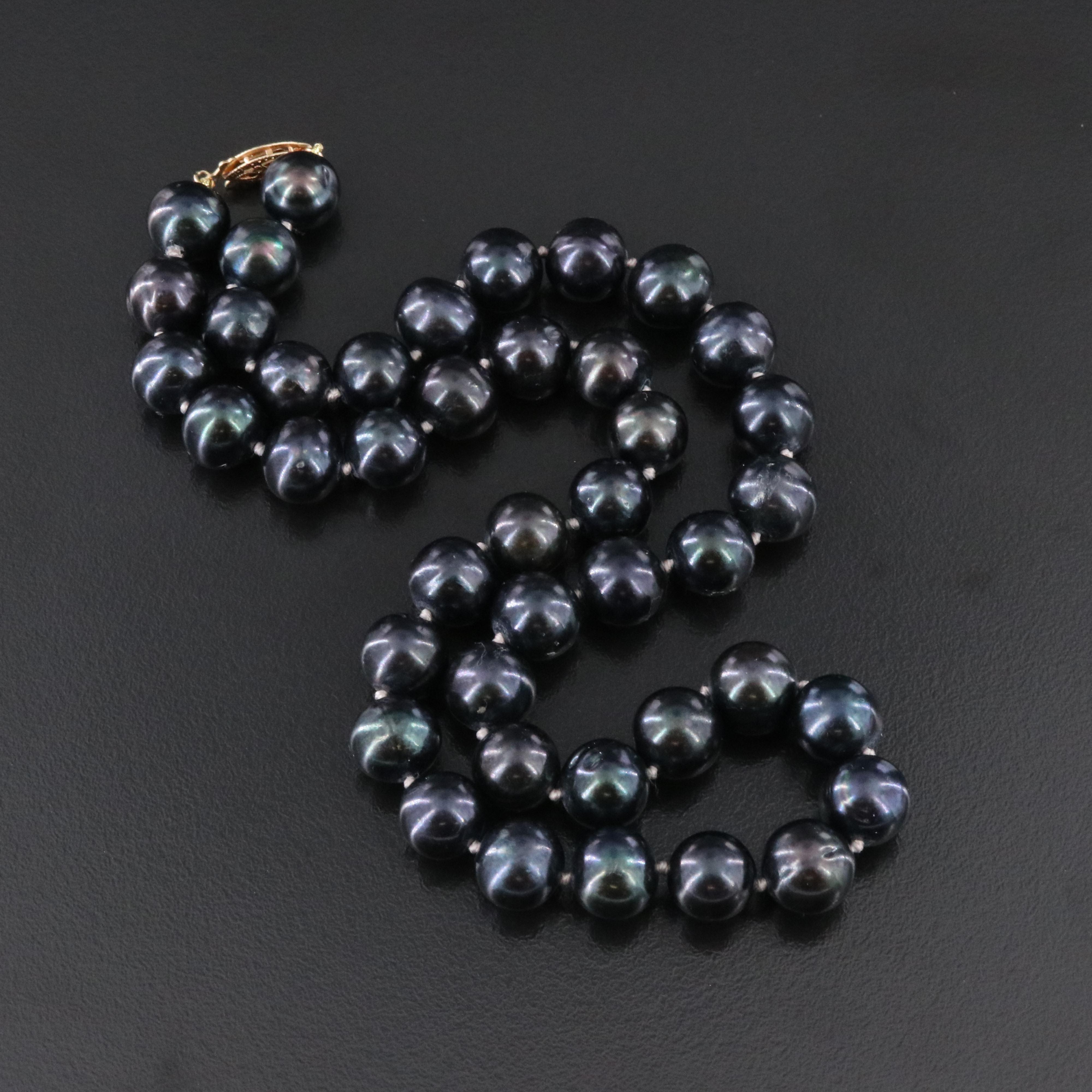 Pearl Necklace with 14K Clasp