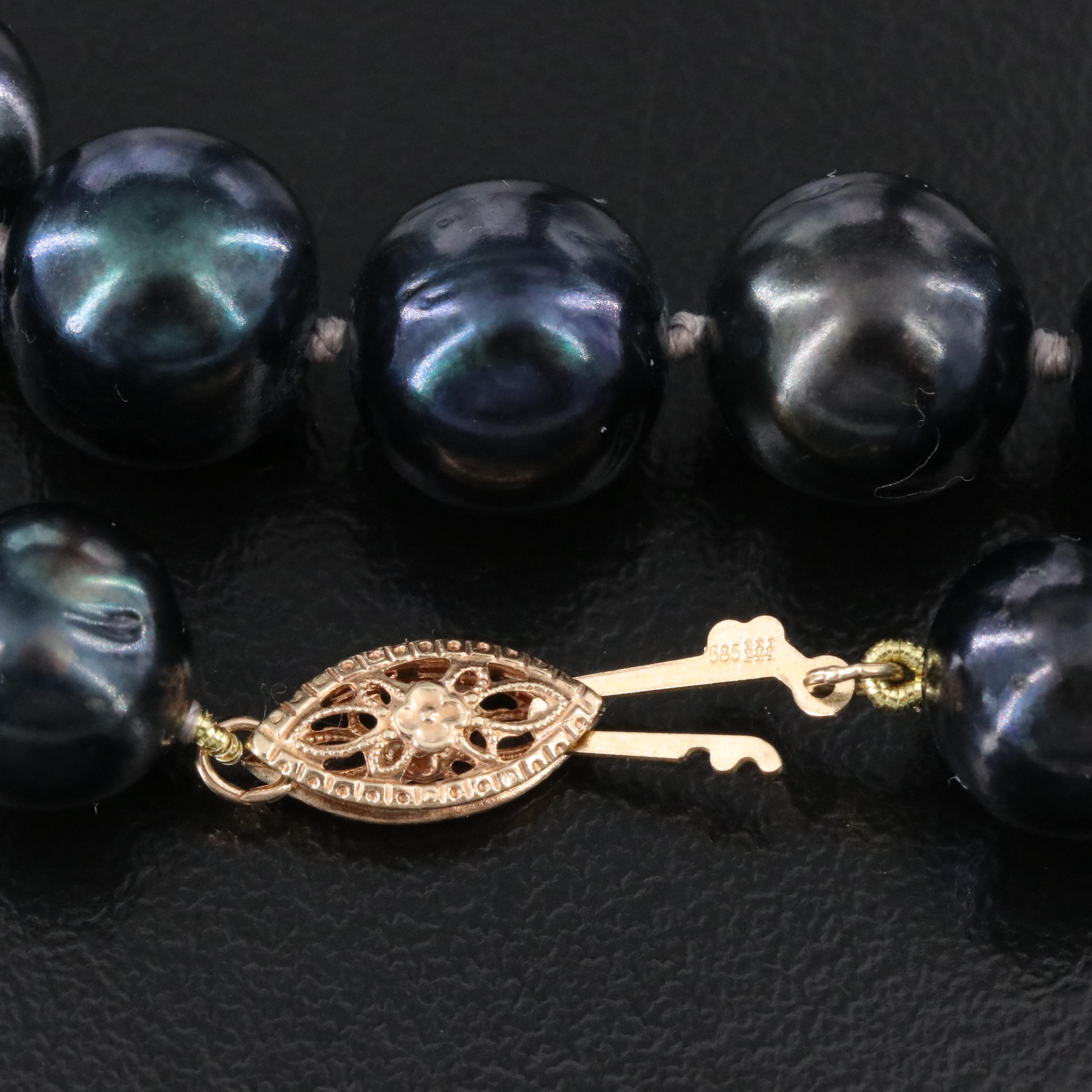 Pearl Necklace with 14K Clasp