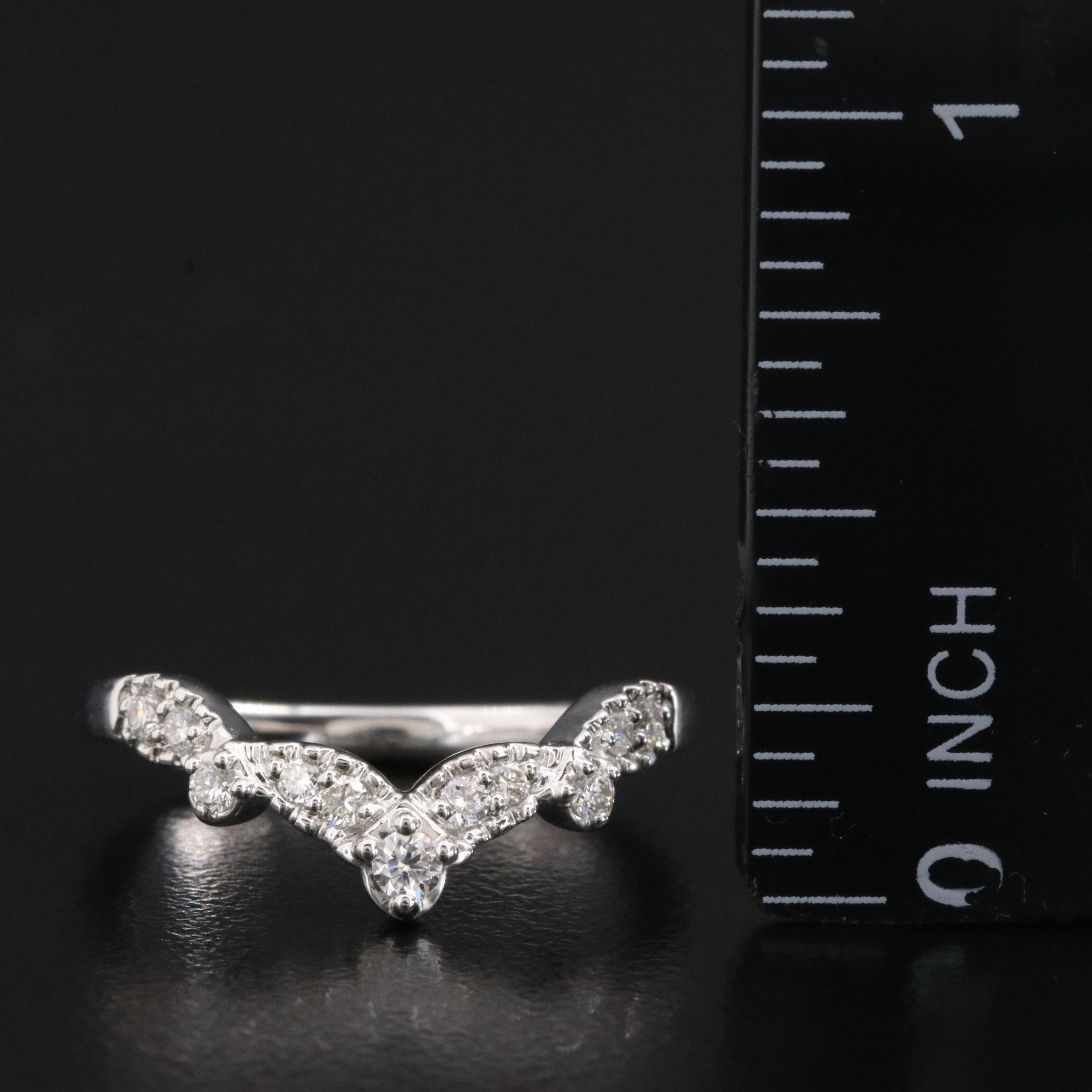10K 0.18 CTW Lab Grown Diamond Nesting Band