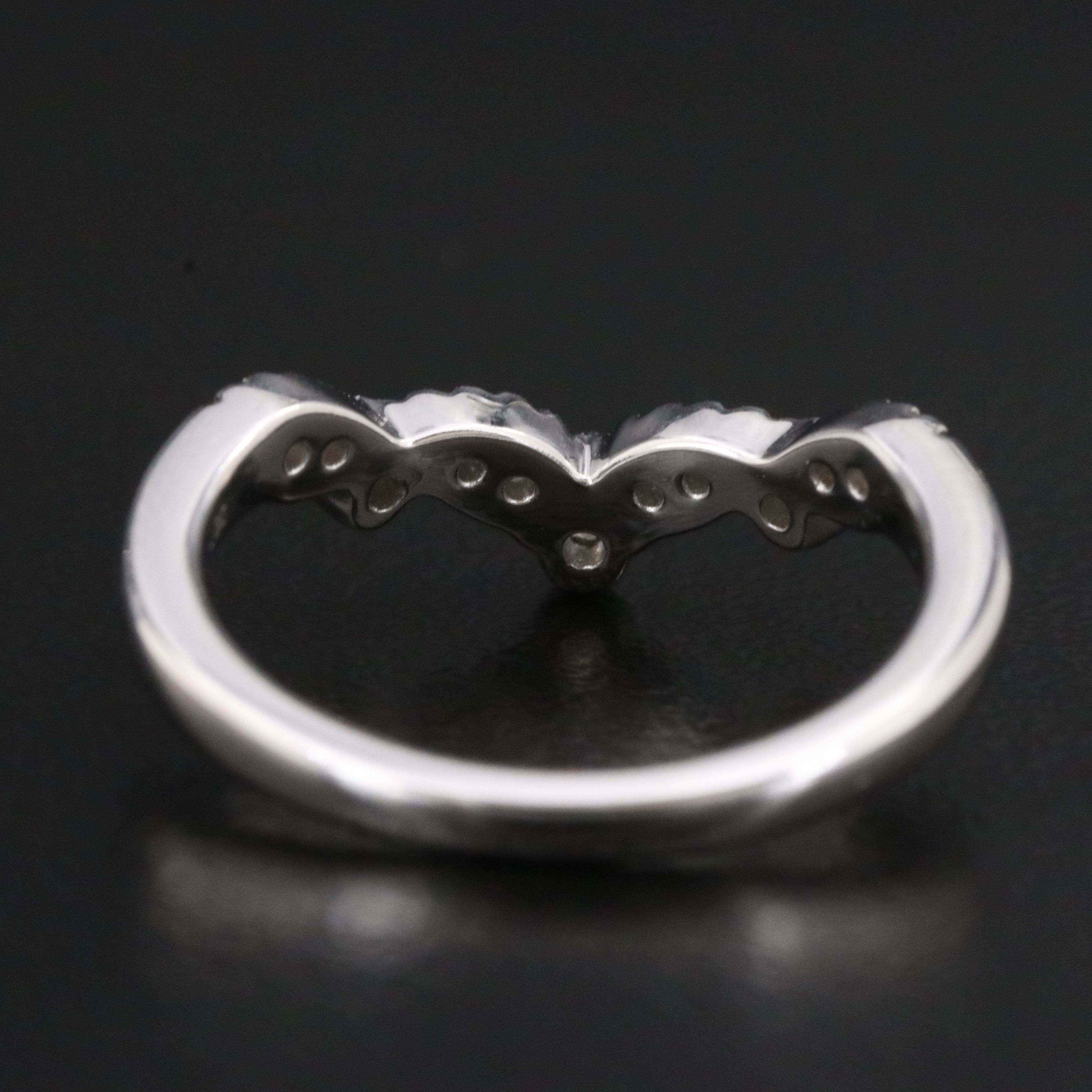 10K 0.18 CTW Lab Grown Diamond Nesting Band