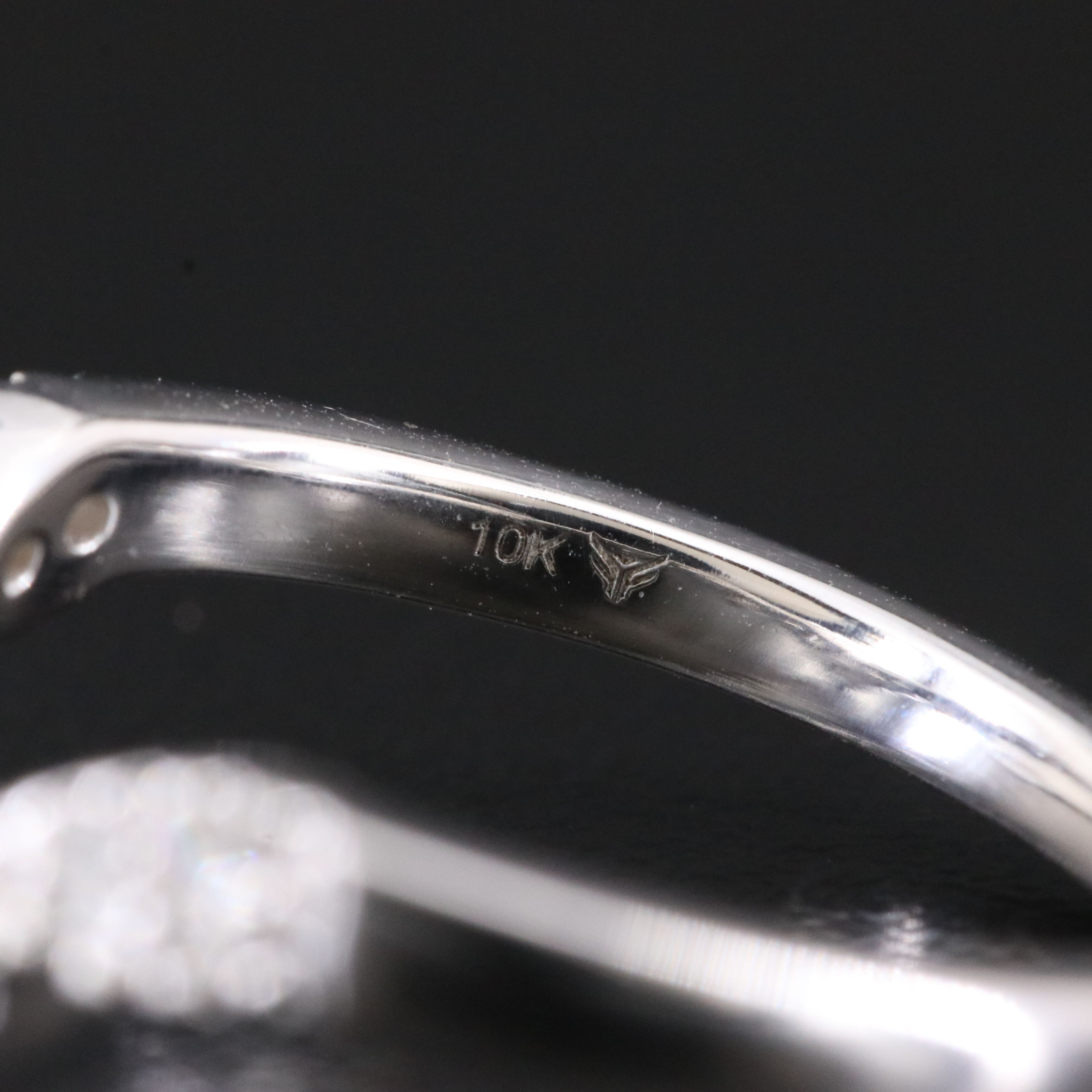 10K 0.18 CTW Lab Grown Diamond Nesting Band