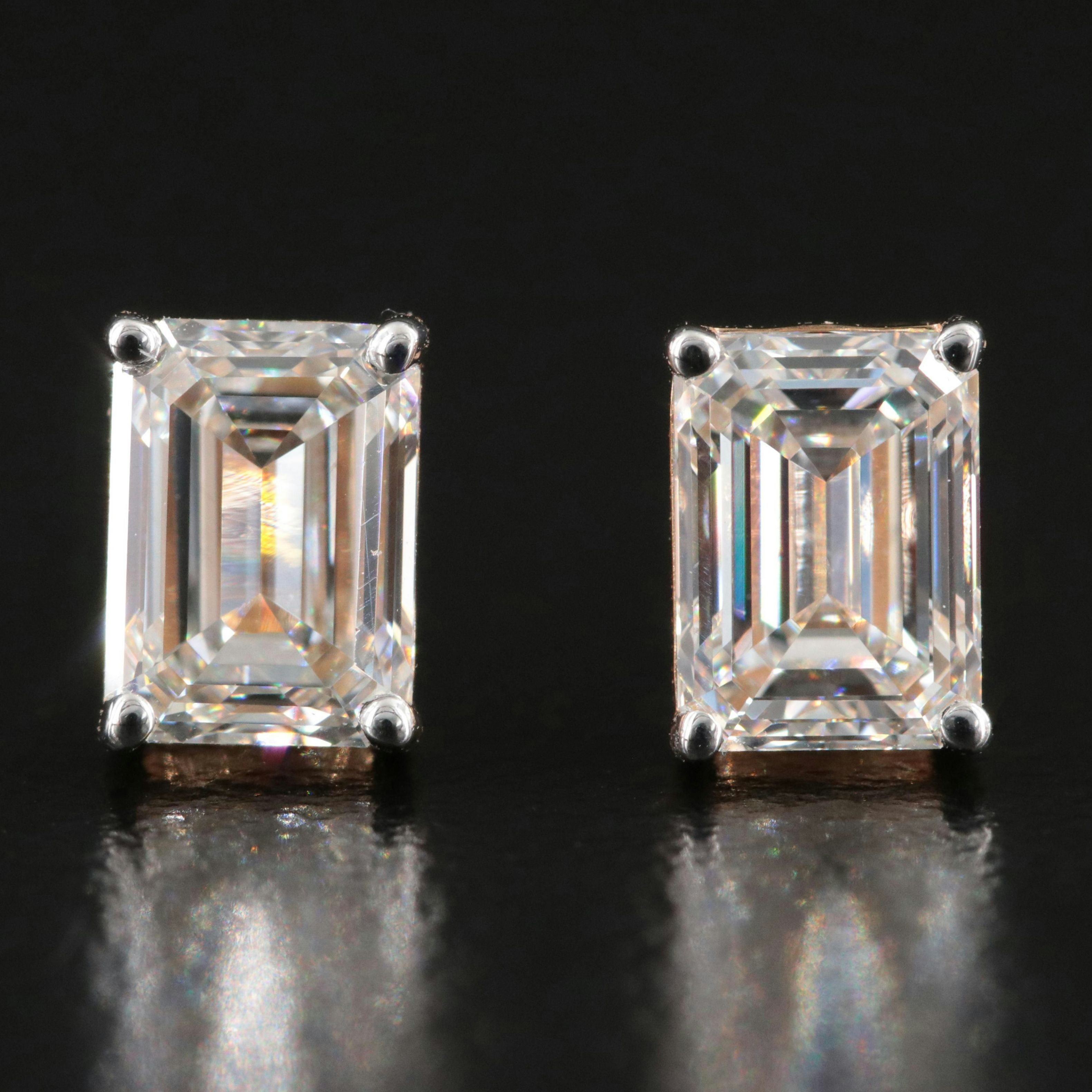 18K 1.41 CTW Diamond Stud Earrings with GIA Reports