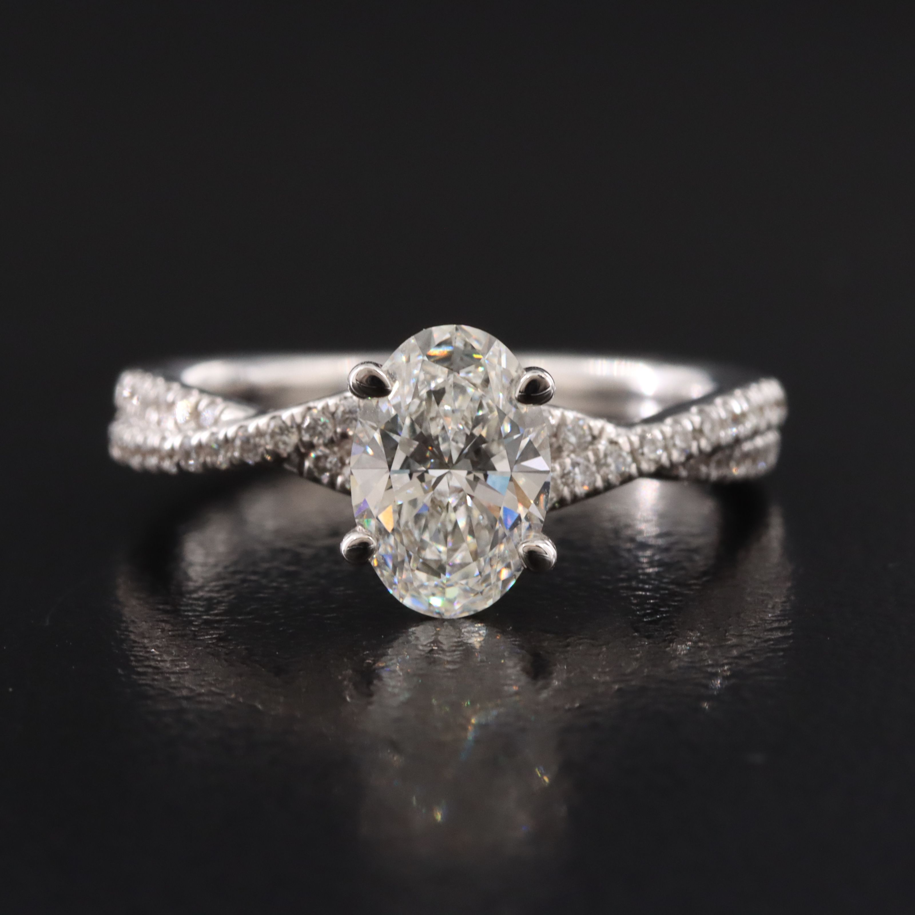 14K 1.34 CTW Lab Grown Diamond Twist Ring with Online IGI Report