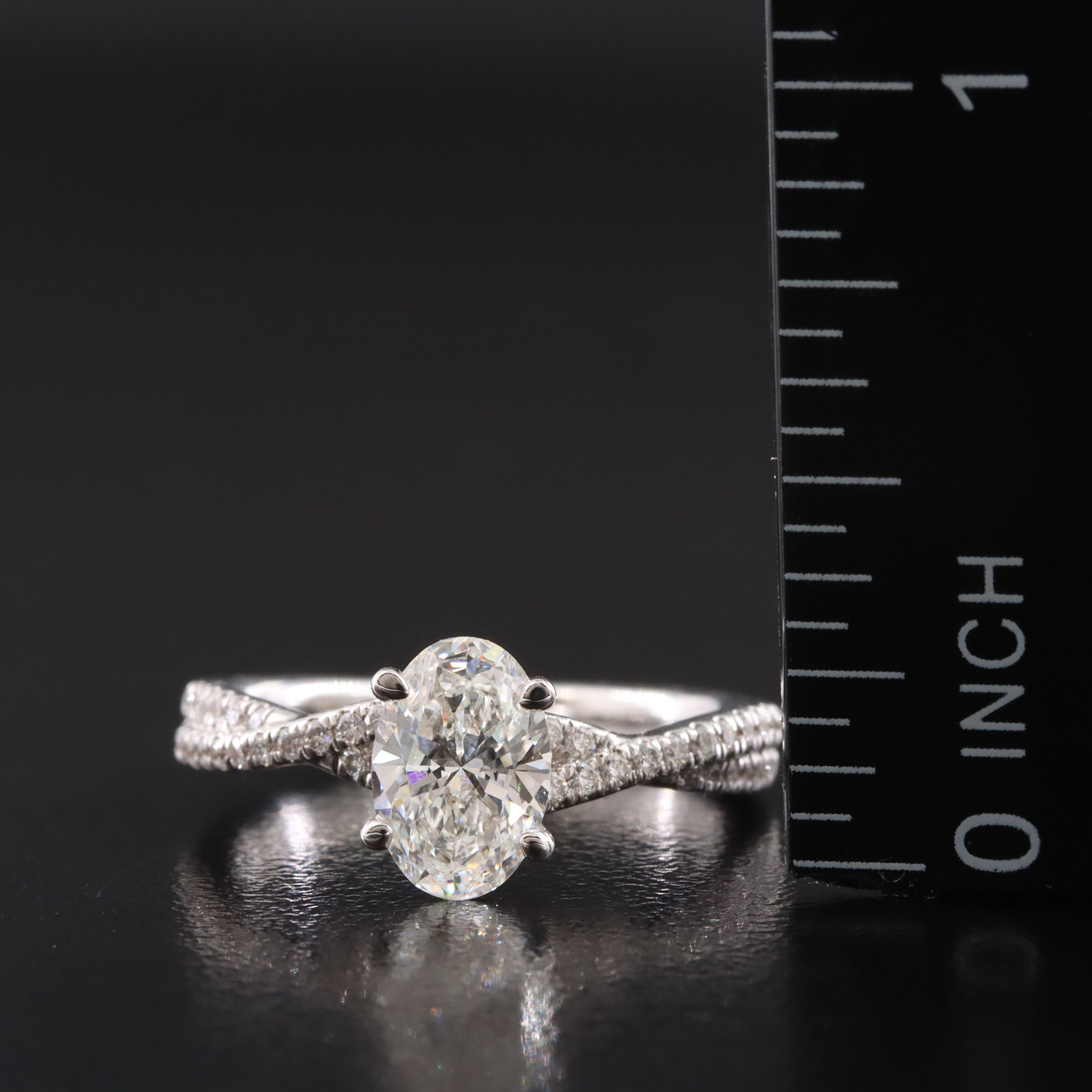 14K 1.34 CTW Lab Grown Diamond Twist Ring with Online IGI Report